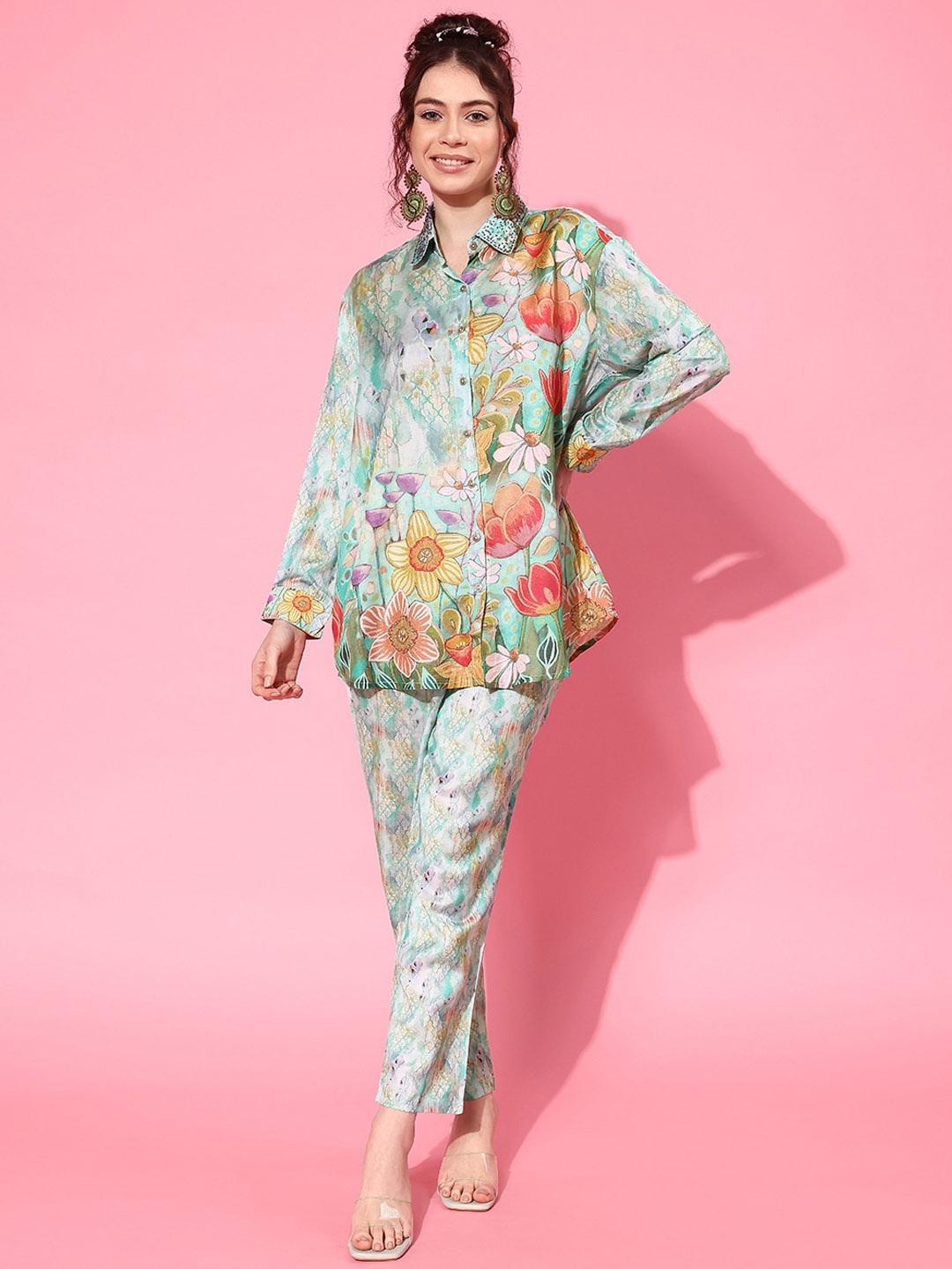 

Runway Dreams Floral Printed Kurti With Trousers, Green