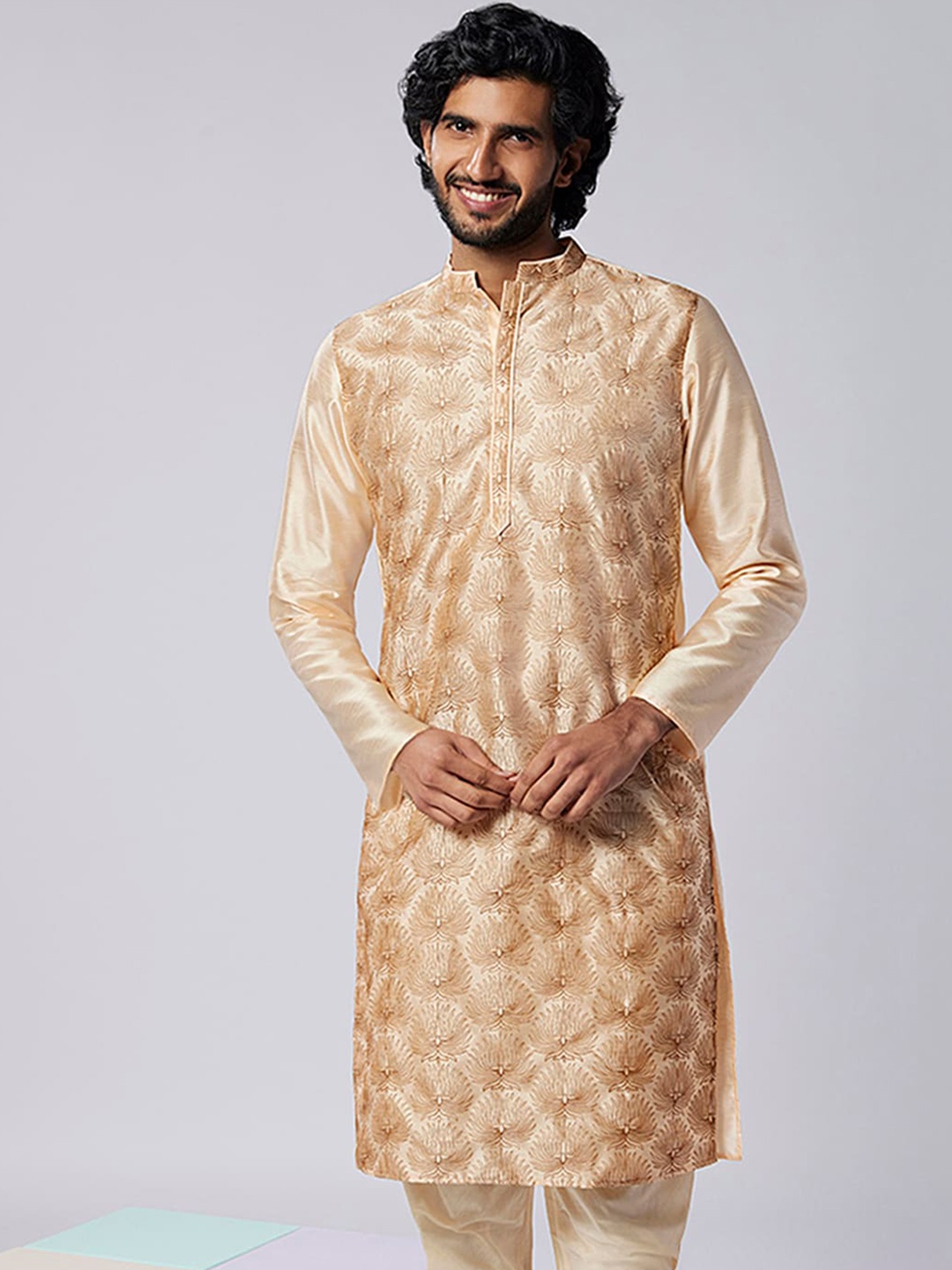 

KISAH Floral Embroidered Mandarin Collar Kurta, Beige