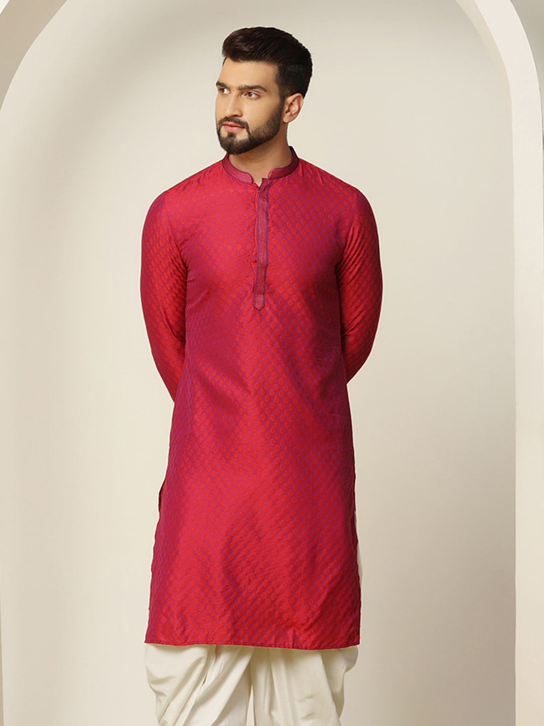 

KISAH Ethnic Motifs Woven Design Jacquard Mandarin Collar Kurta, Red