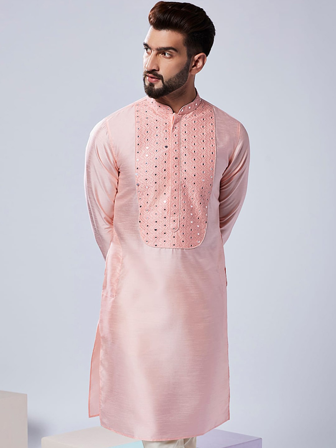 

KISAH Geometric Yoke Design Mirror Work Straight Kurta, Pink