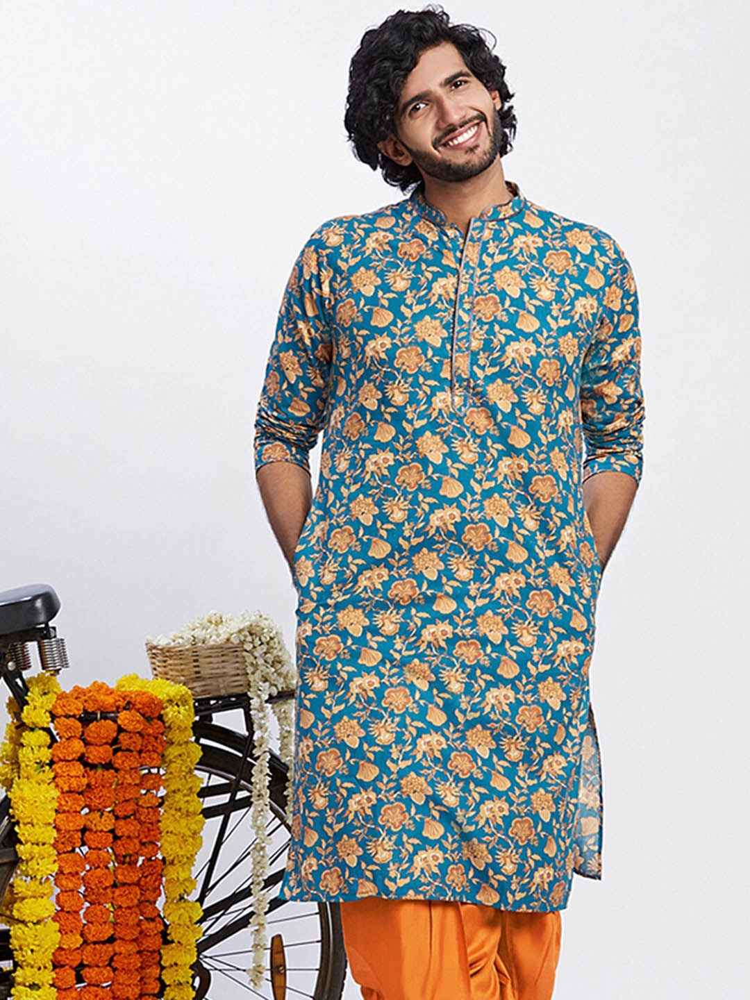 

KISAH Floral Printed Mandarin Collar Regular Cotton Kurta, Blue