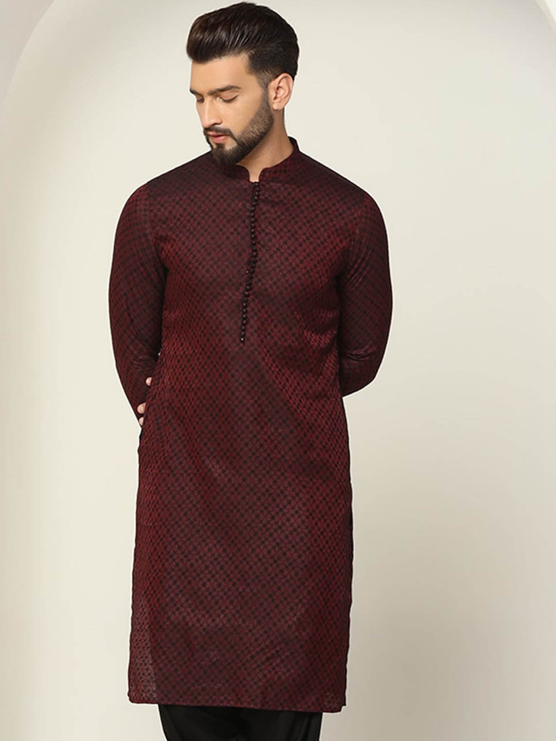 

KISAH Men Textured Regular Fit Abstract Print Kurta, Maroon
