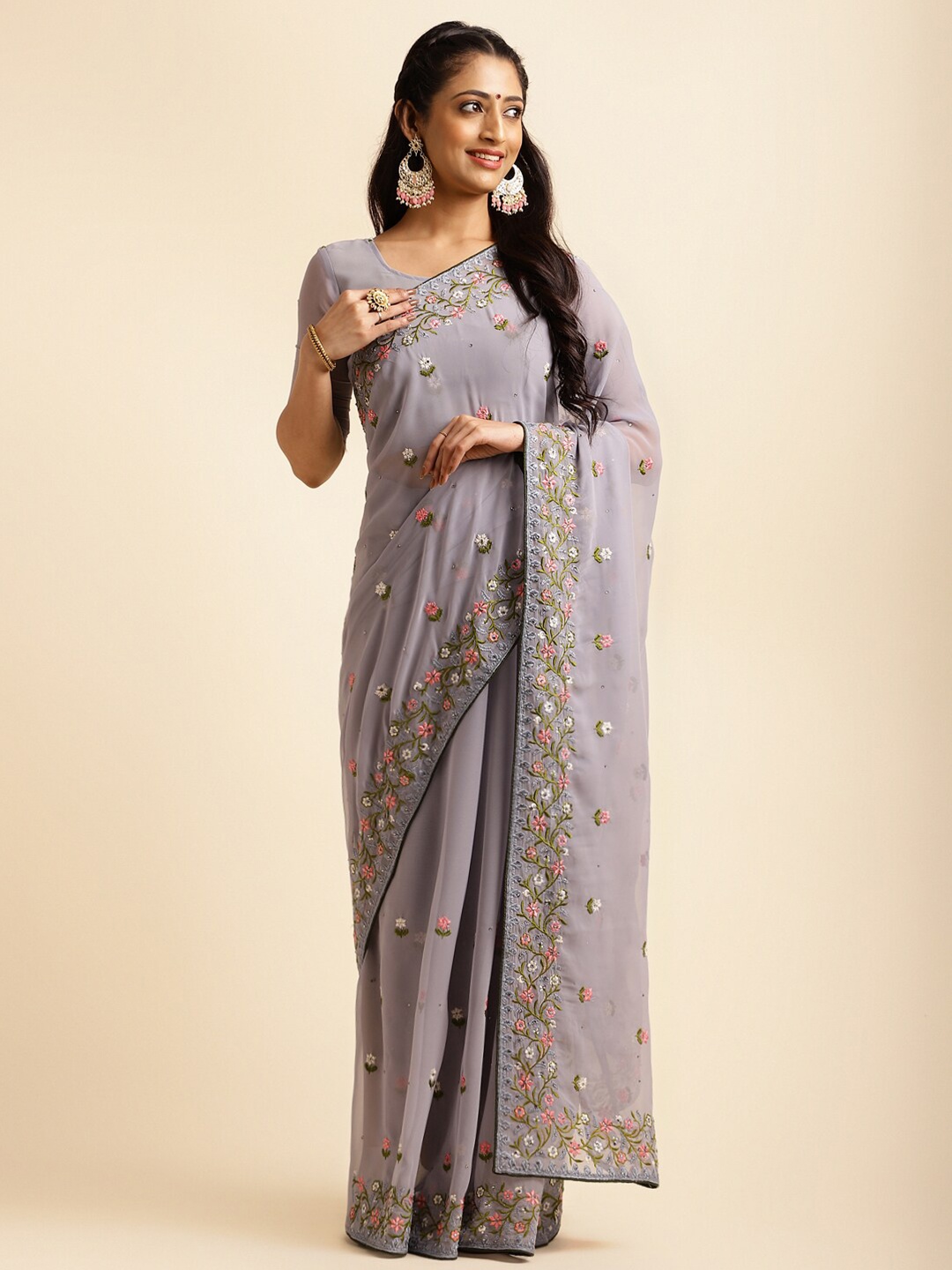 

ALAGINI Floral Embroidered Zari Detailed Saree, Grey