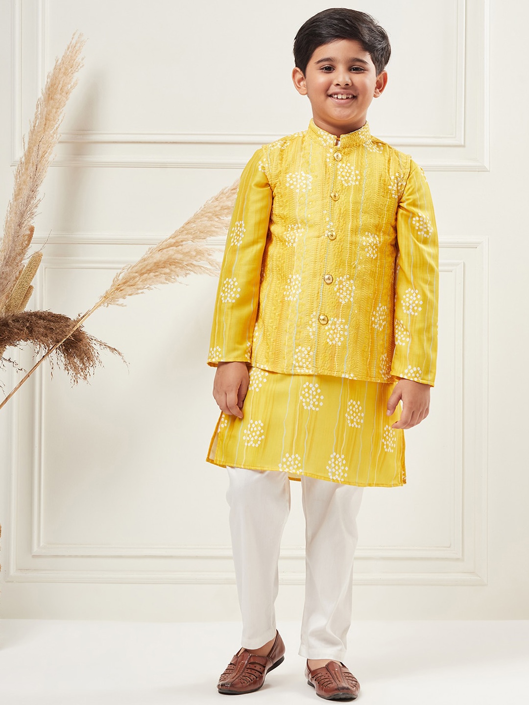 

Stylo Bug Boys Ethnic Motifs Printed Regular Thread Work Kurta With Pyjamas & Nehru Jacket, Yellow