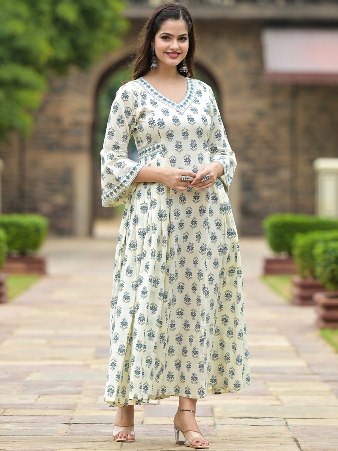 

Jaipuri Adaah Ethnic Motif Printed V-Neck Bell Sleeve Maxi Ethnic Dress, White