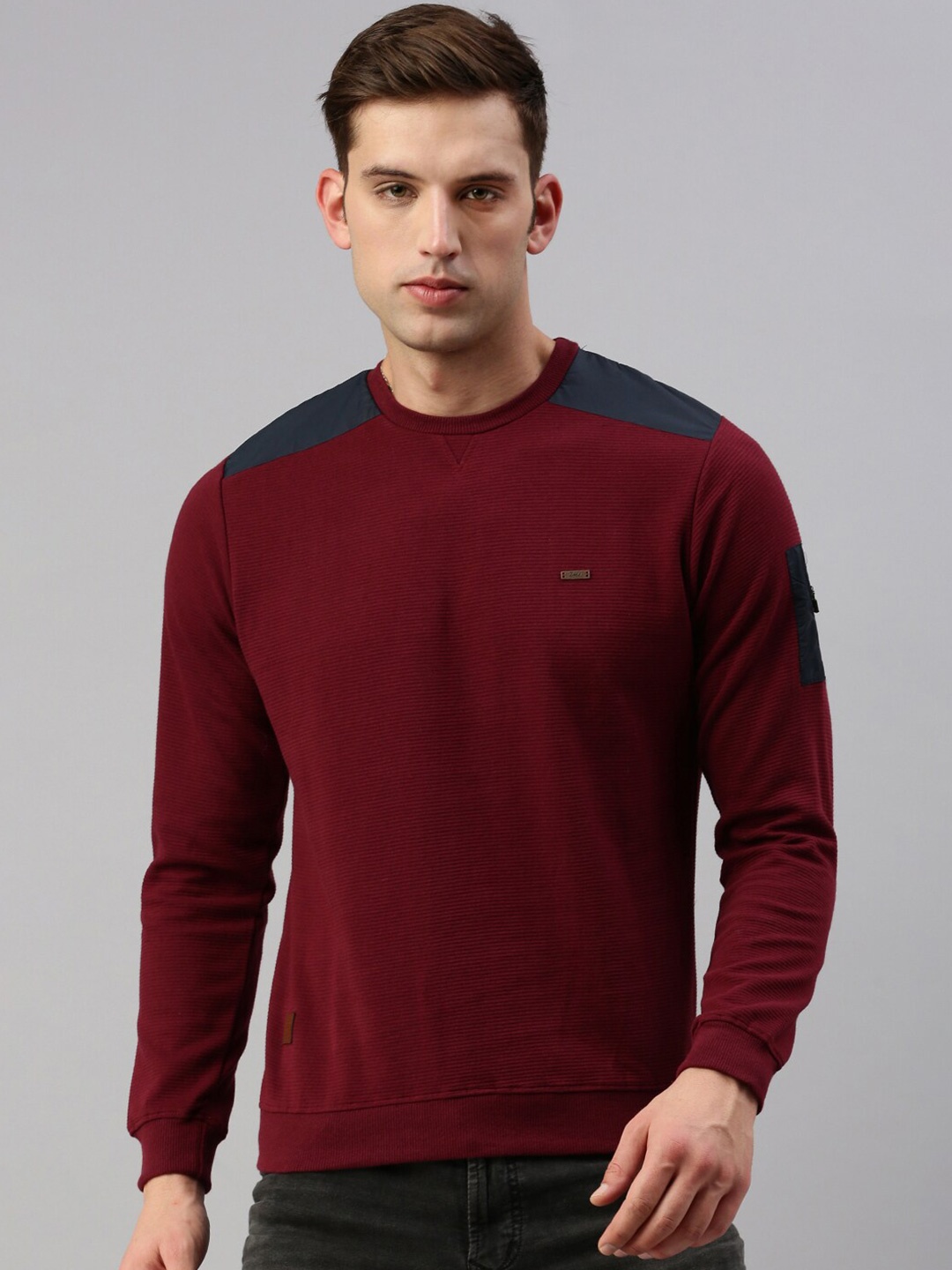 

ZEDD Colourblocked Round Neck Cotton Pullover Sweatshirt, Maroon