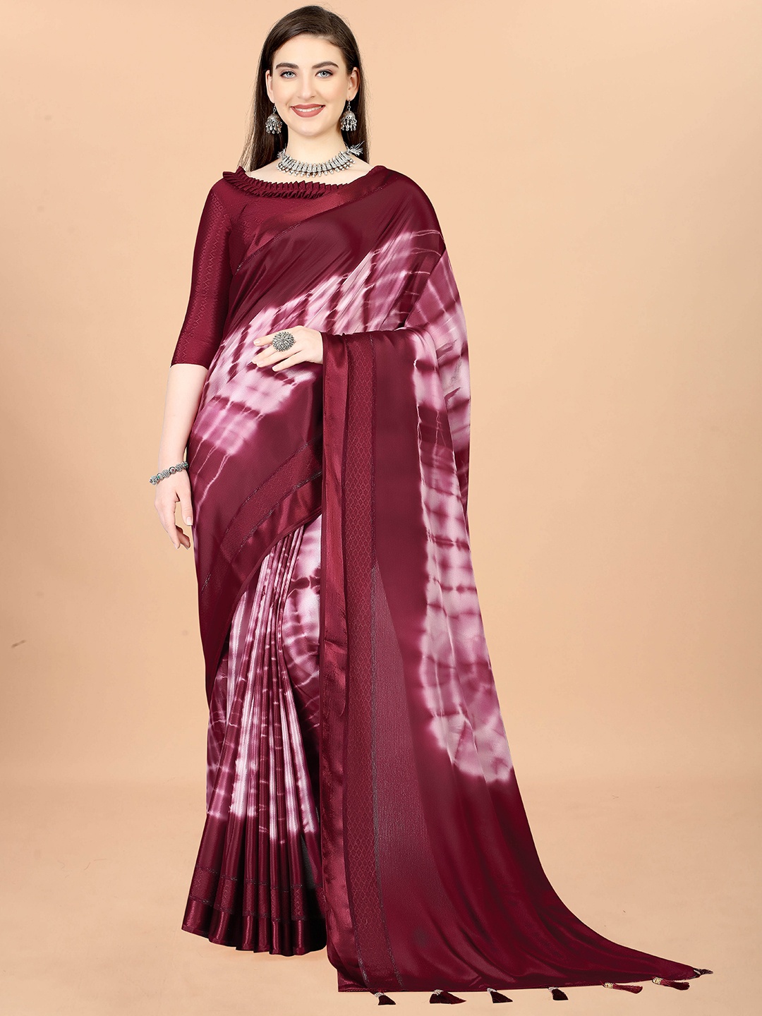 

Munir Tie and Dyed Silk Blend Saree, Magenta