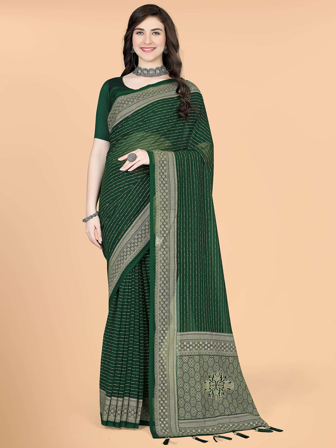 

Munir Ethnic Motifs Woven Designed Zari Saree, Green