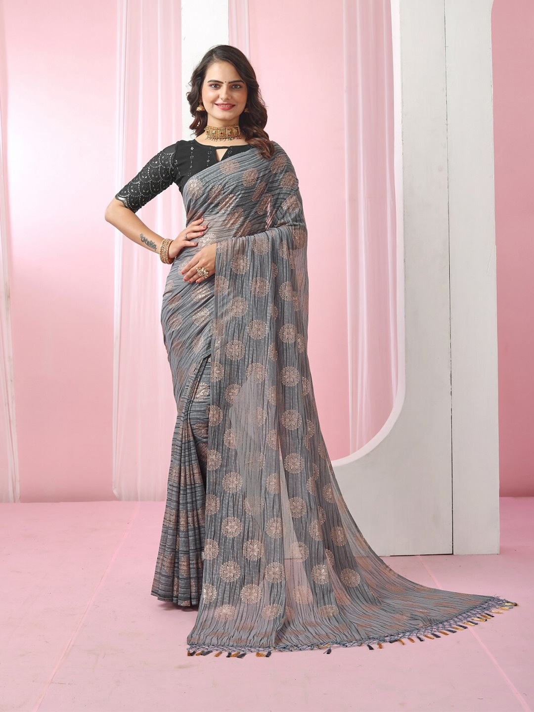 

Mitera Grey & Beige Ethnic Motifs Printed Saree