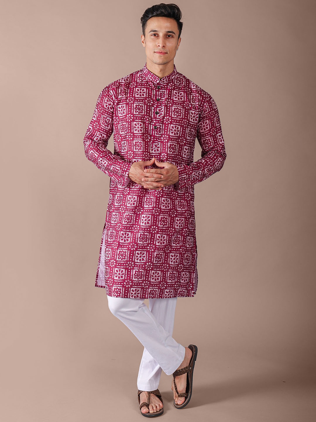 

VESHAMEthnic Motifs Printed Regular Kurta With Pyjamas, Pink