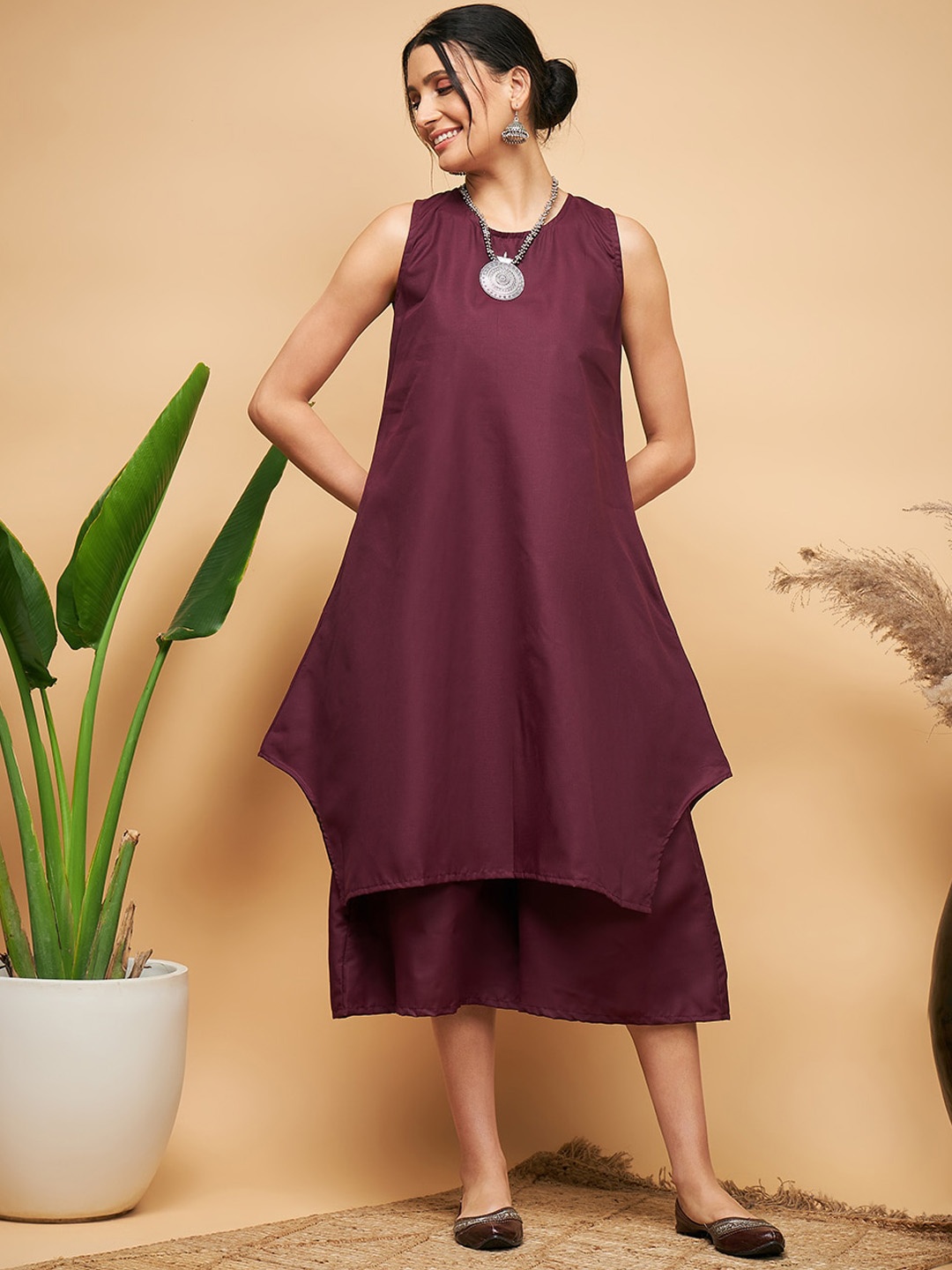 

InWeave Regular A-Line Kurta With Palazzos, Burgundy