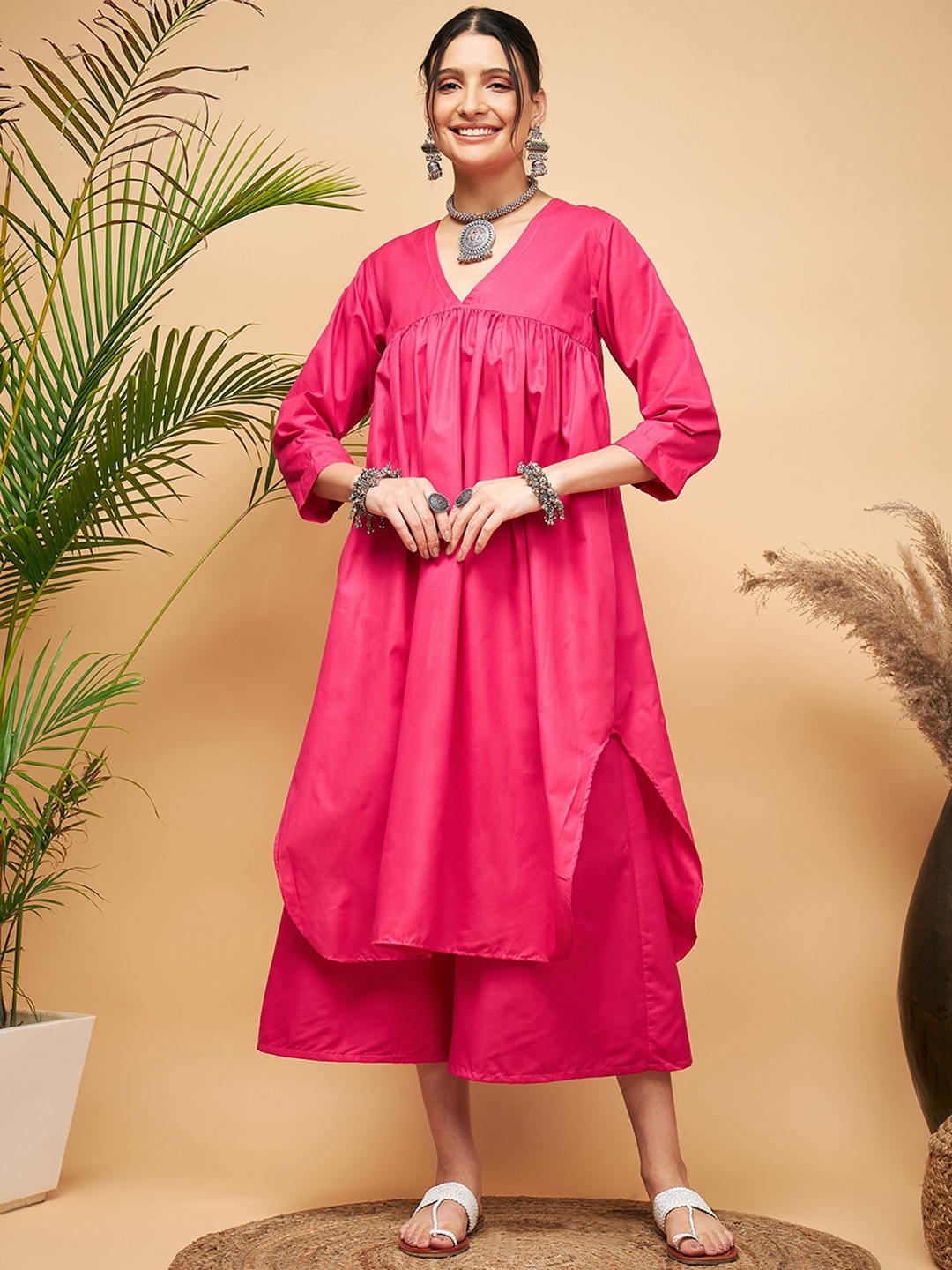 

InWeave V-Neck Empire Asymmetric Kurta With Palazzos, Fuchsia