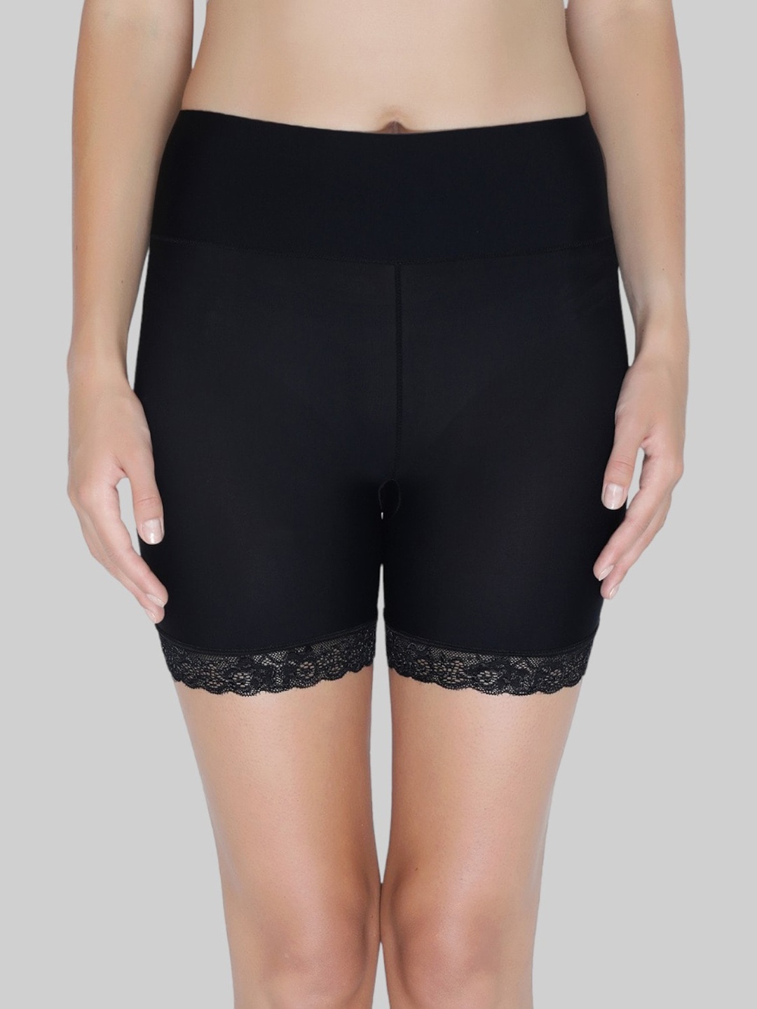 

PLUMBURY Women Slim Fit High Rise Rapid Dry Cycling Sports Shorts, Black