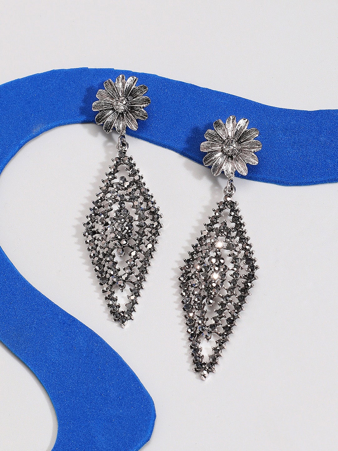 

SOHI Silver-Plated Stone-Studded Contemporary Drop Earrings