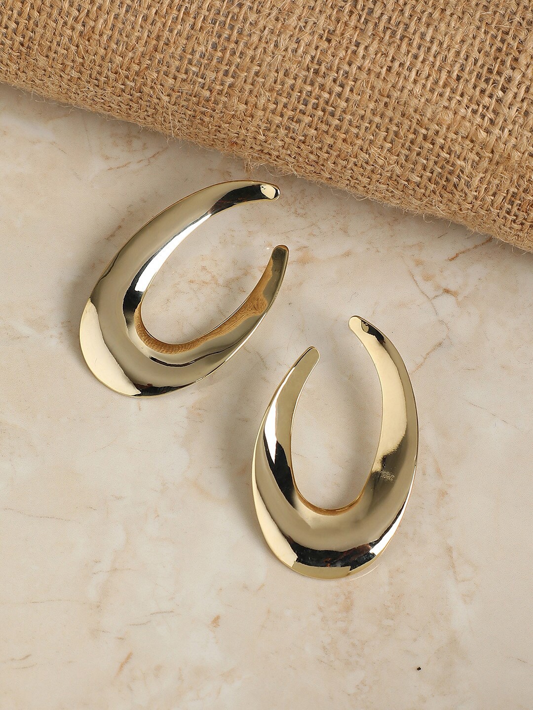 

SOHI Gold-Plated Half Hoop Earrings