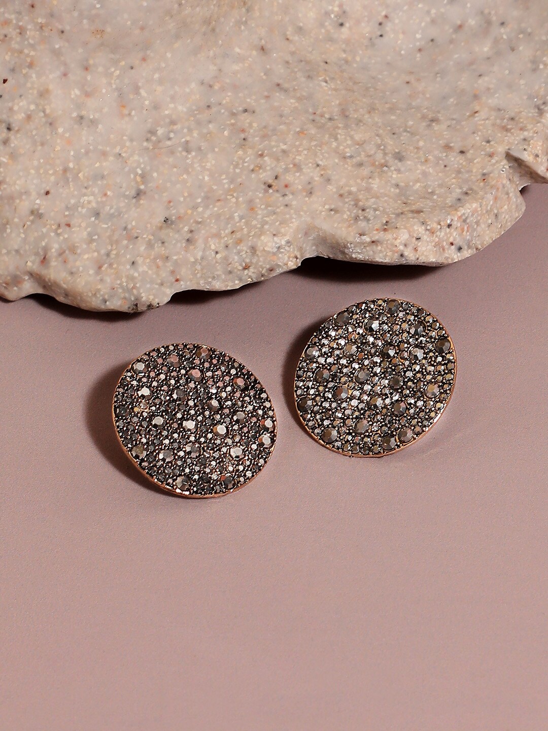 

SOHI Gold-Toned Stone-Studded Circular Stud Earrings