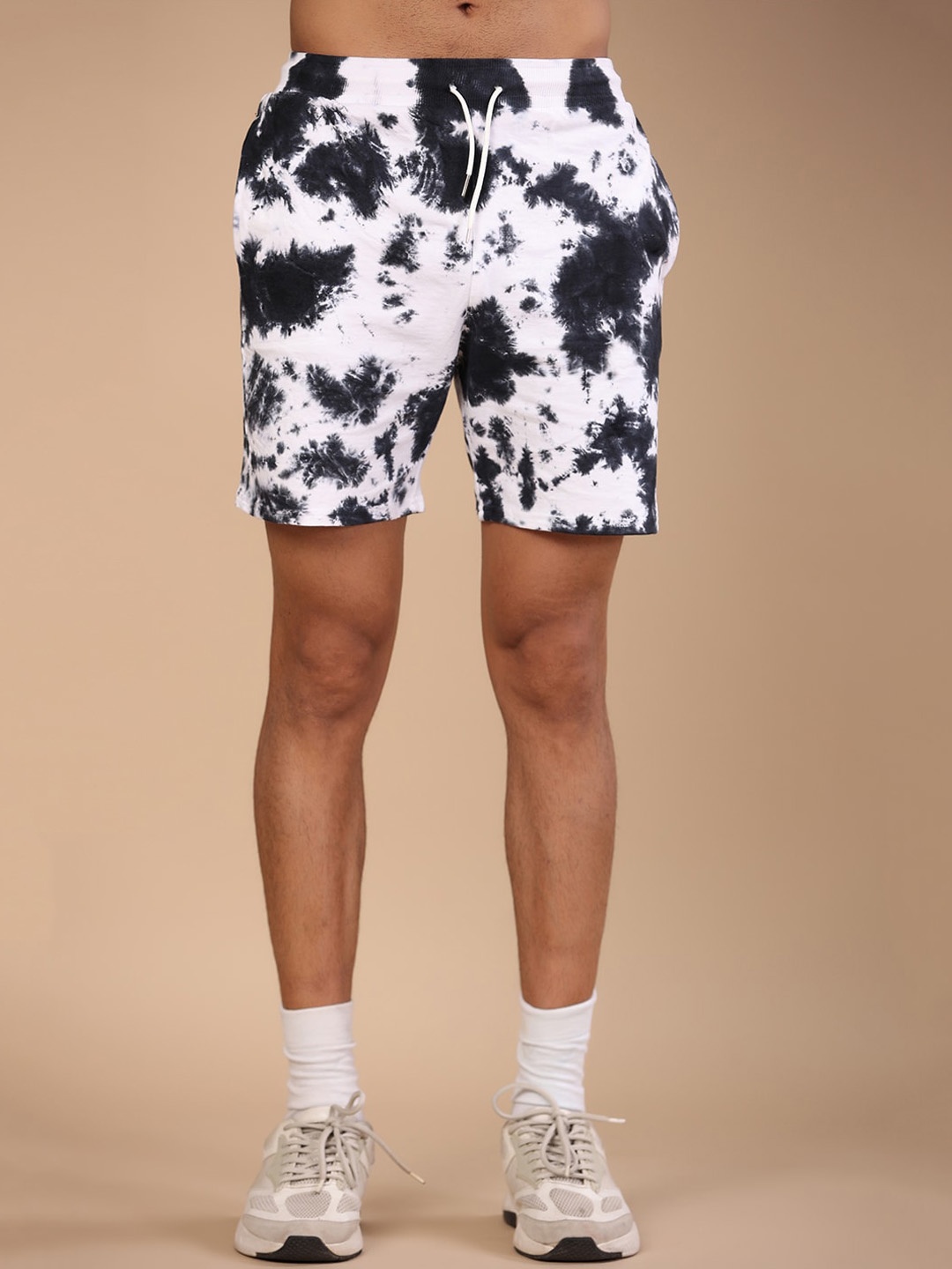 

Tistabene Men Abstract Printed Cotton Outdoor Shorts, White