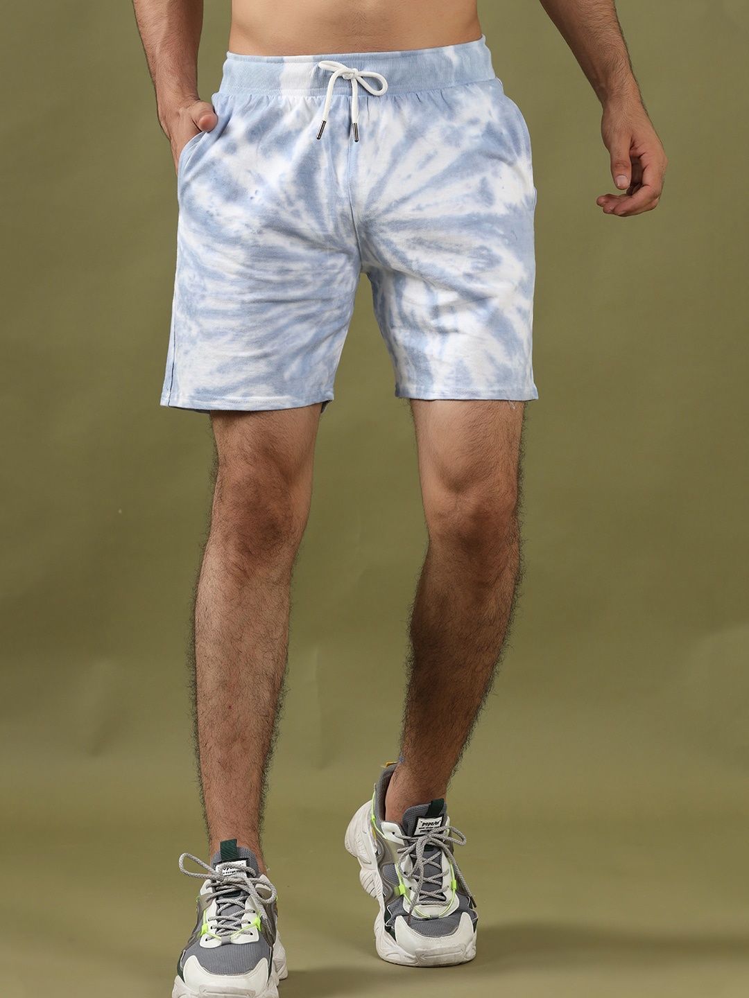 

Tistabene Men Abstract Printed Cotton Regular Shorts, White
