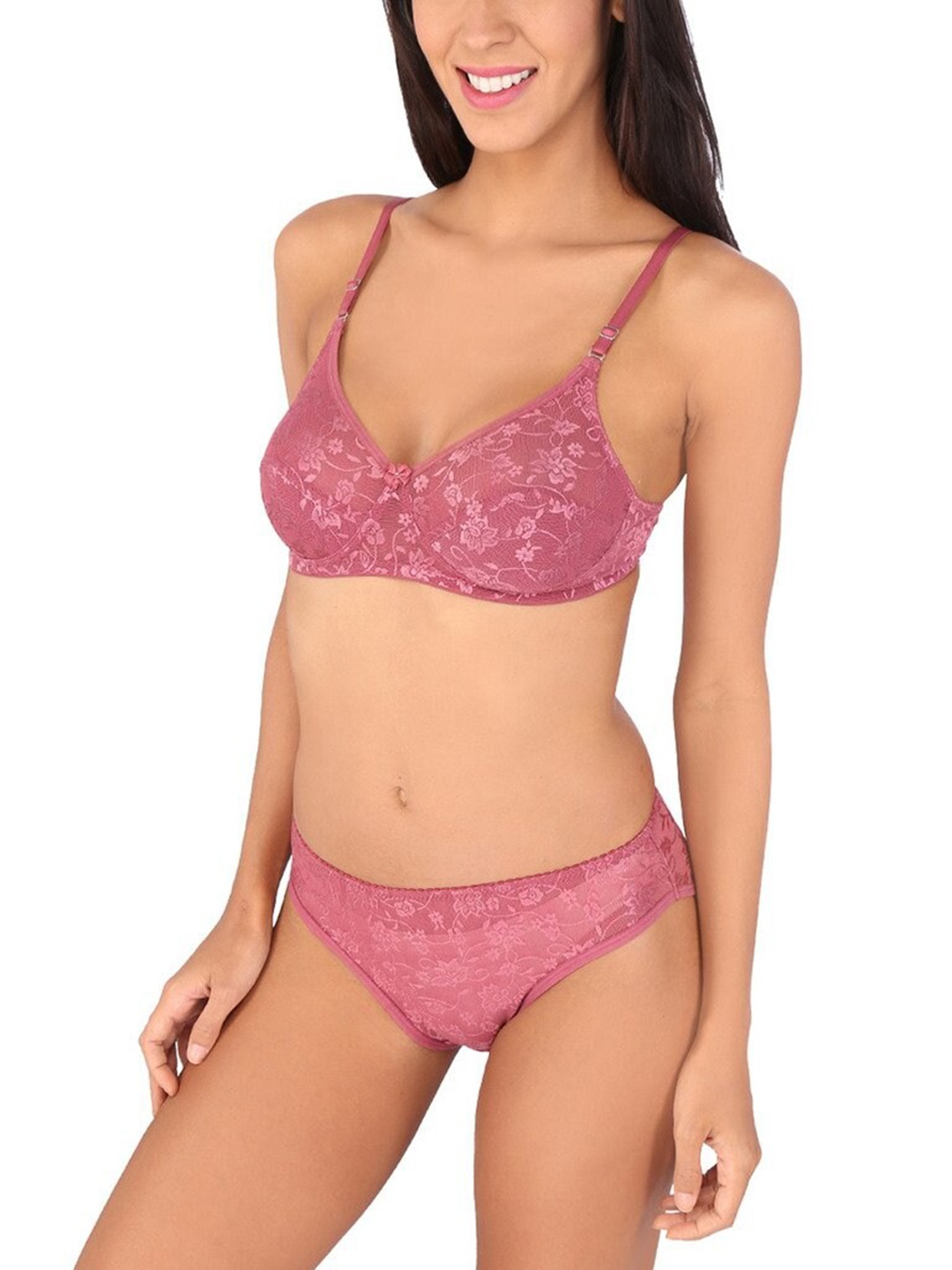 

Bralux Self-Design Laced Lingerie Set BRALUX_MADHU_MAGENTA_SIZE_32