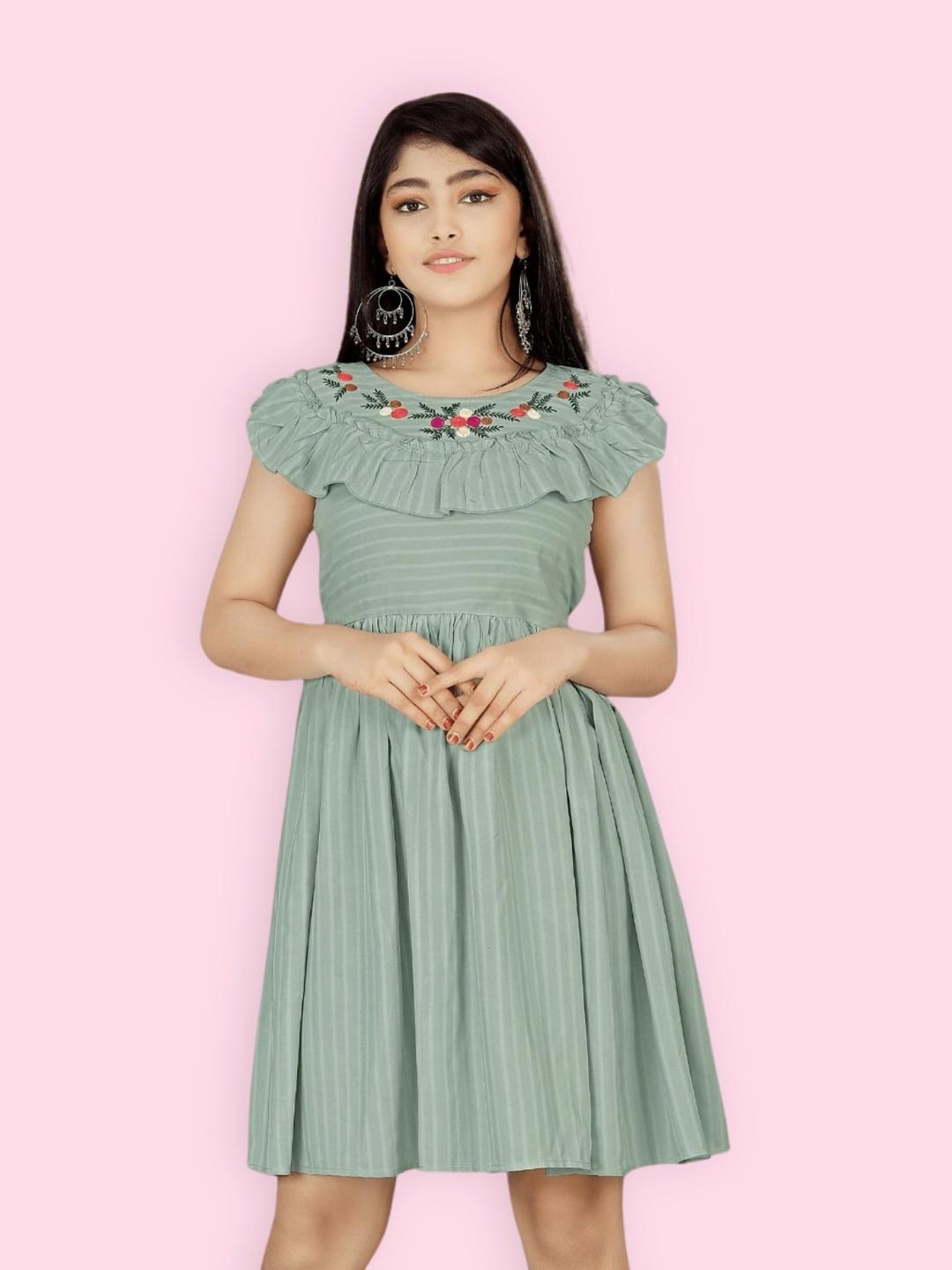 

BAESD Girls Floral Embroidered Tie-Ups A-Line Dress, Green