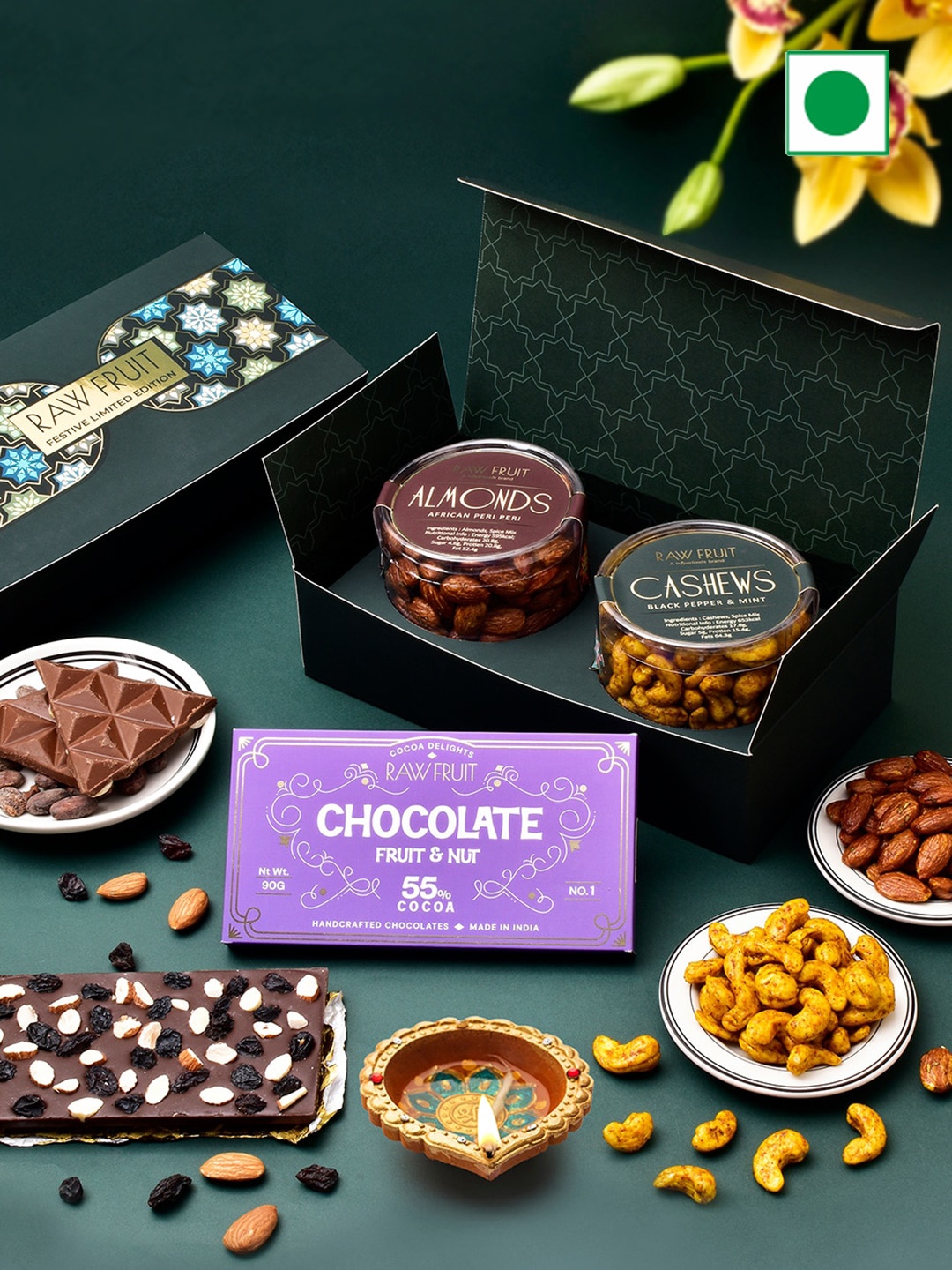 

RawFruit Roasted DryFruits & Chocolate Bar Assorted Diwali Gift Pack
