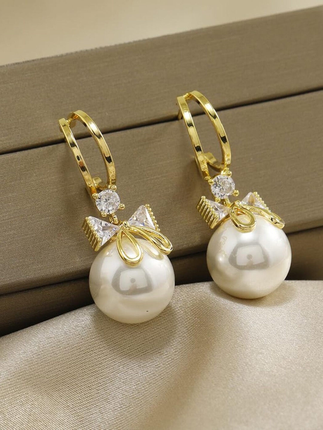 

ANNA CREATIONS Gold-Plated Stone-Studded & Beaded Contemporary Drop Earrings