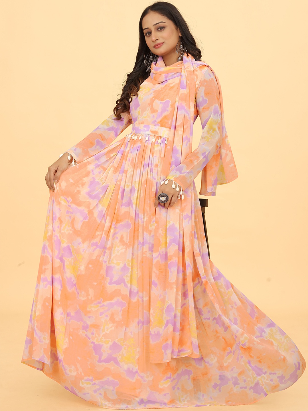 

CHANSI Abstract Printed Pleated Maxi Ethnic Dresses With Dupatta, Peach