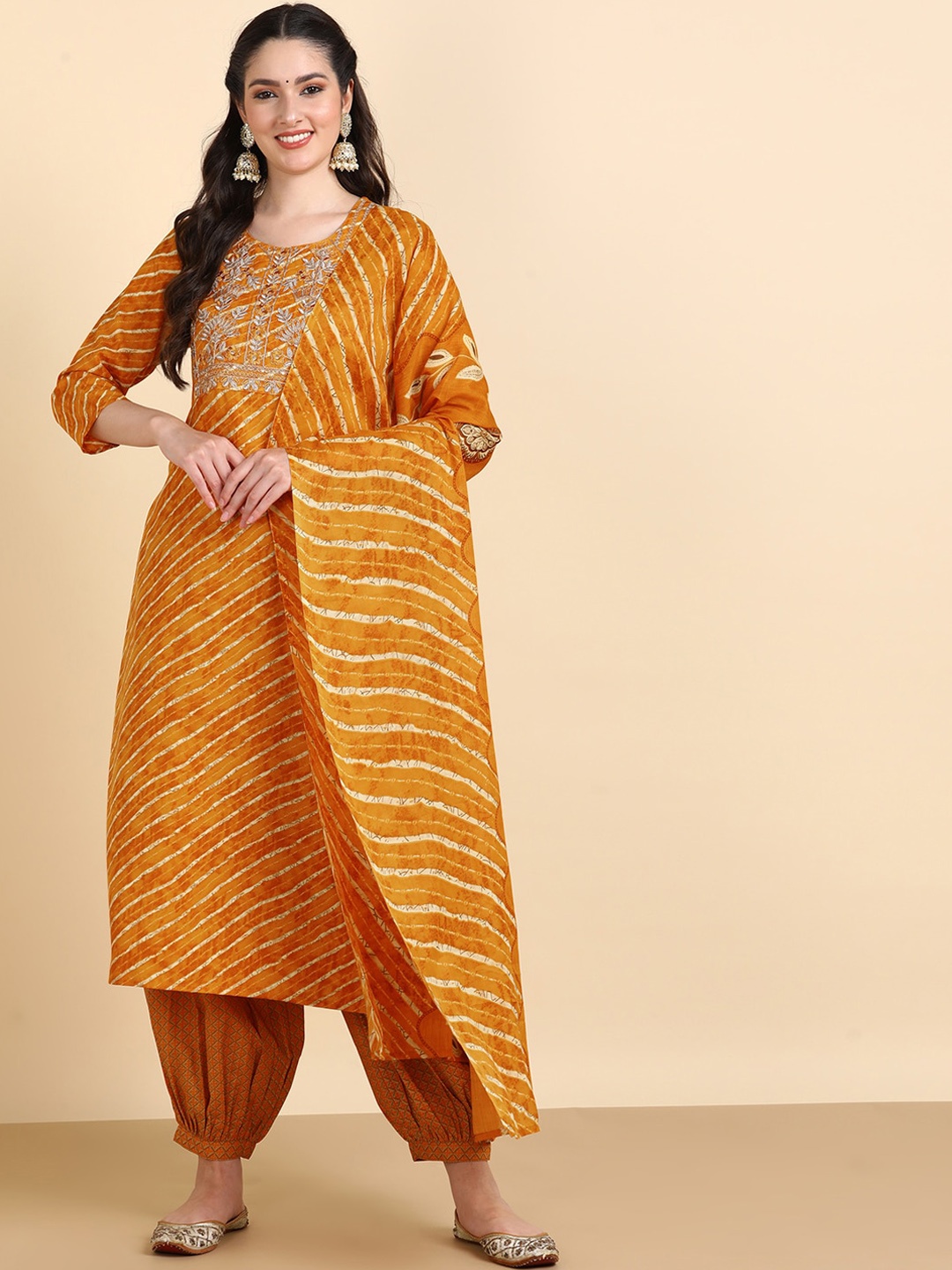 

HERE&NOW Leheriya Striped Thread Work Kurta with Salwar & Dupatta, Mustard