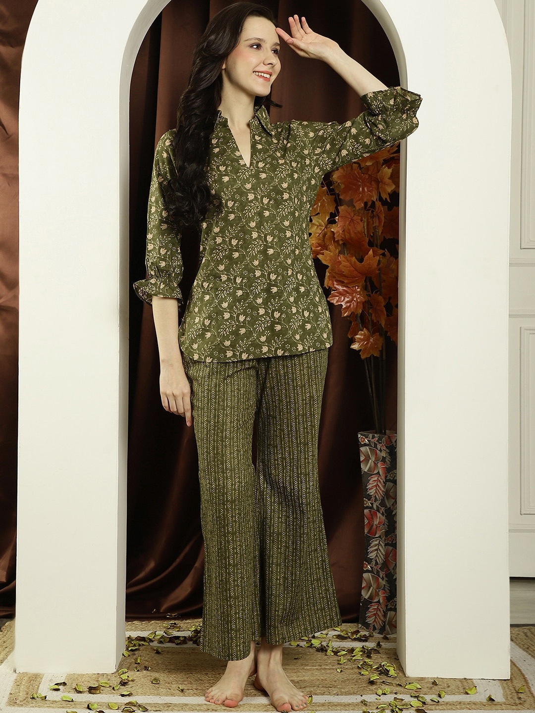 

Claura Floral Printed Pure Cotton Top With Pyjamas, Green