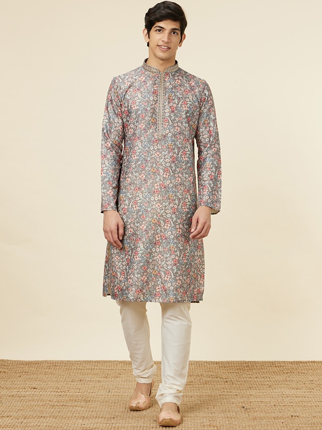 

Manyavar Floral Printed Regular Pure Cotton Kurta With Churidar, Grey