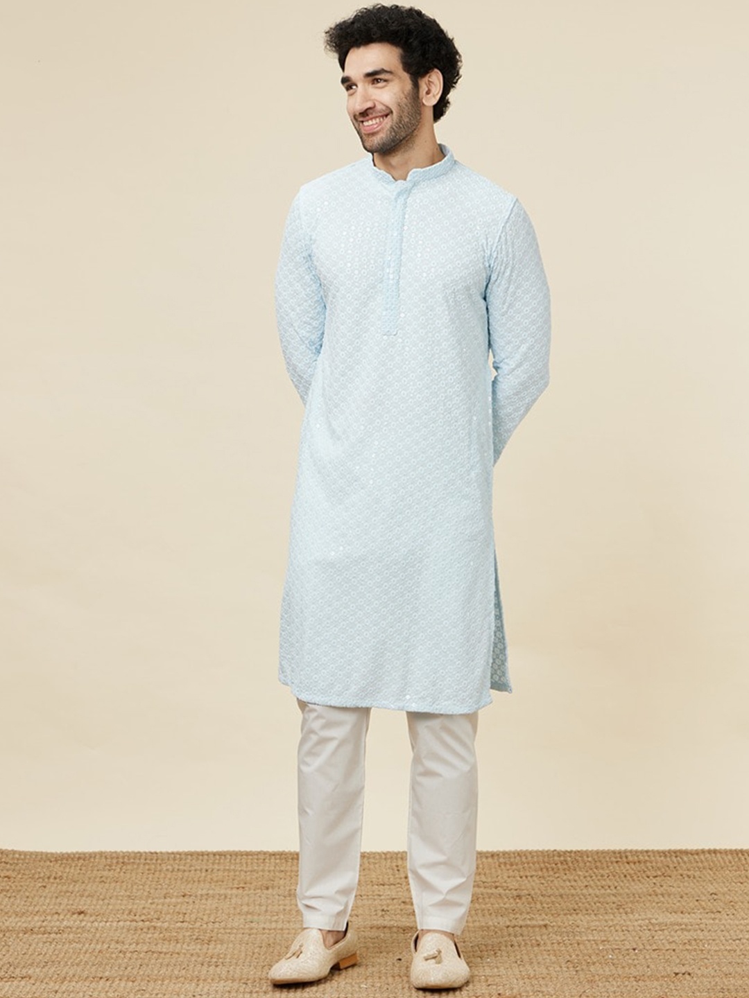 

Manyavar Geometric Embroidered Regular Sequinned Kurta With Pyjamas, Blue