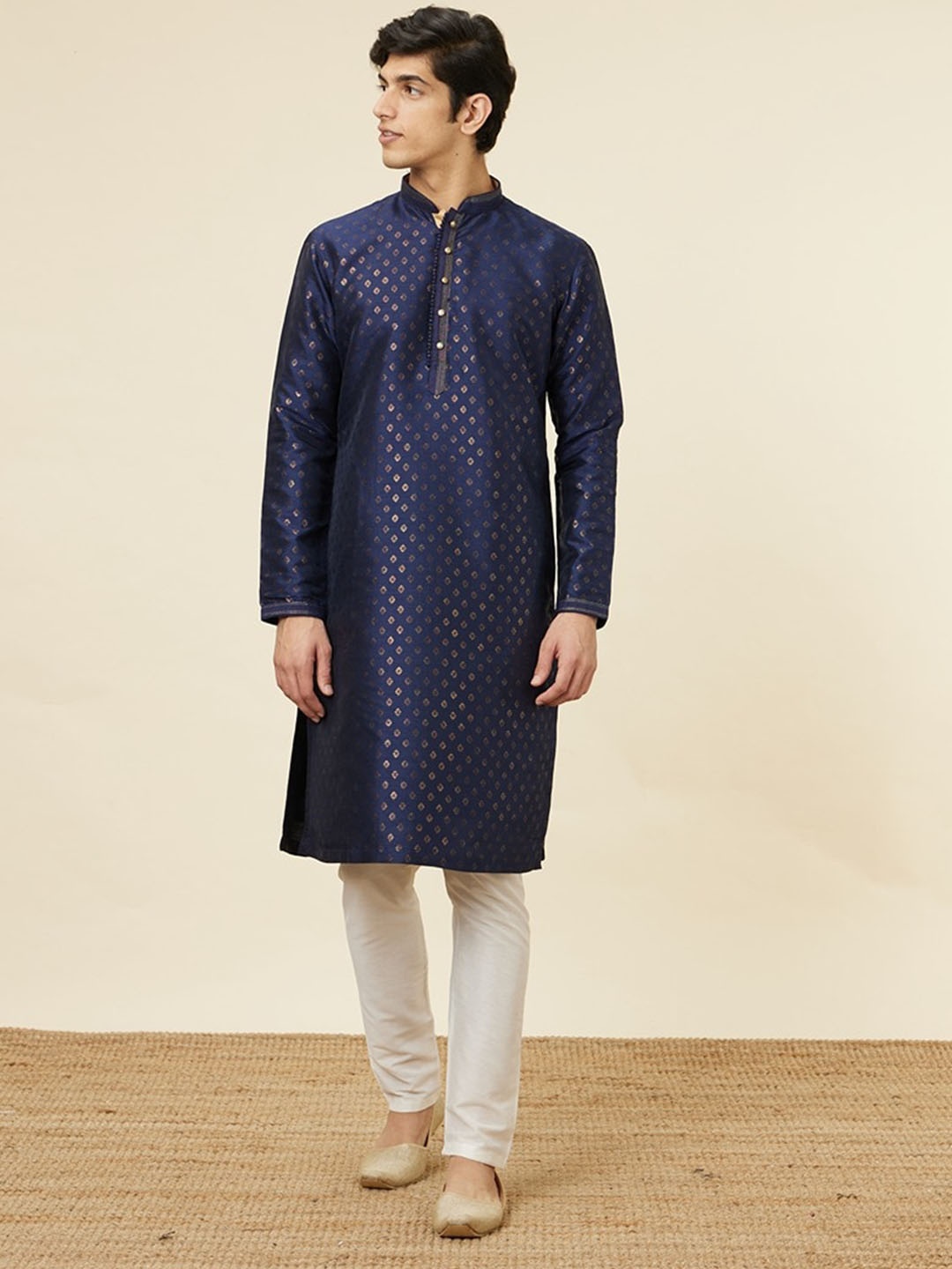 

Manyavar Ethnic Motifs Woven Design Zari Kurta with Pyjamas, Blue