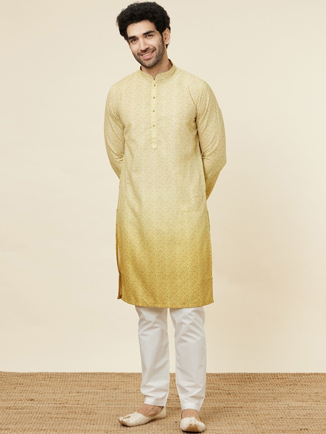 

Manyavar Ethnic Motifs Printed Mandarin Collar A-Line Kurta, Green