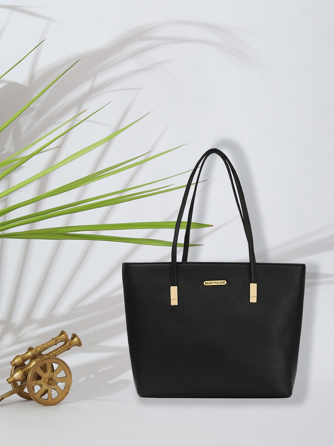 

Bagsy Malone Structured Shoulder Bags, Black