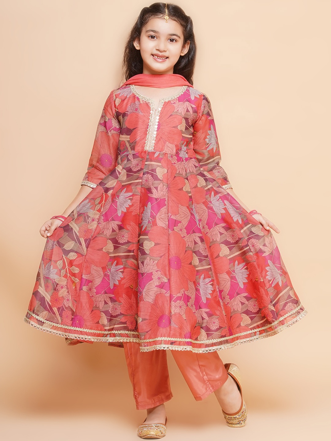 

Bitiya by Bhama Girls Floral Printed Anarkali Gotta Patti Kurta with Sharara & Dupatta, Peach