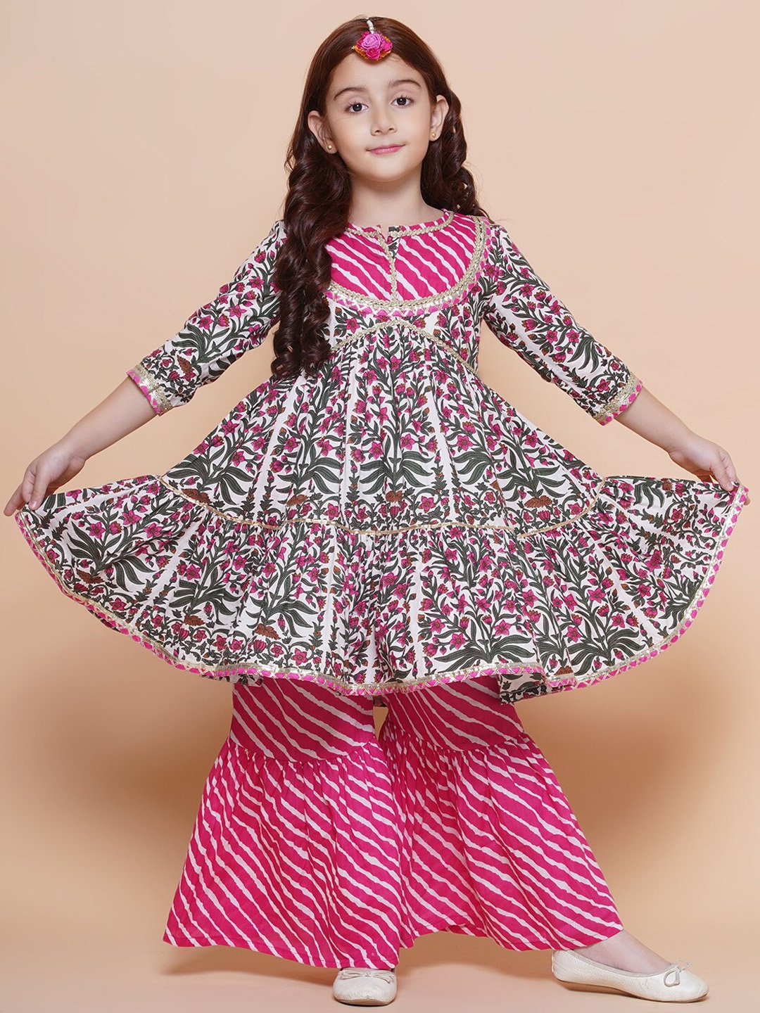 

Bitiya by Bhama Girls Floral Printed Gotta Patti Pure Cotton Kurta With Sharara, Pink