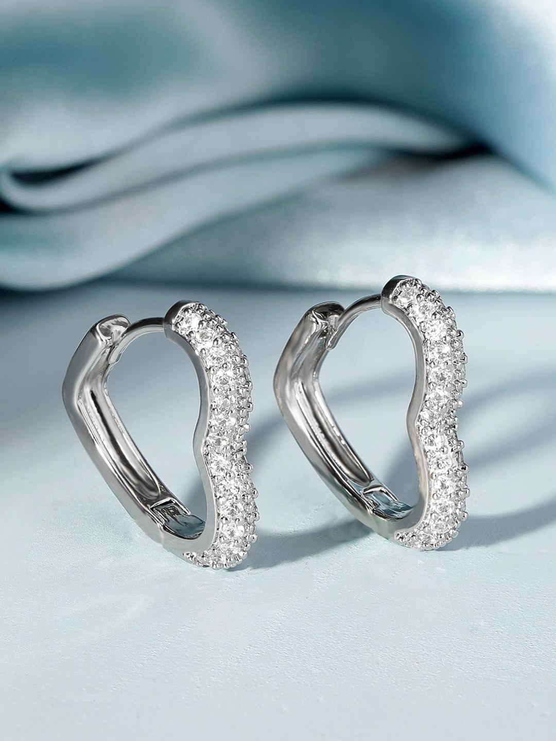 

Rubans Voguish Silver-Plated Heart Shaped Hoop Earrings
