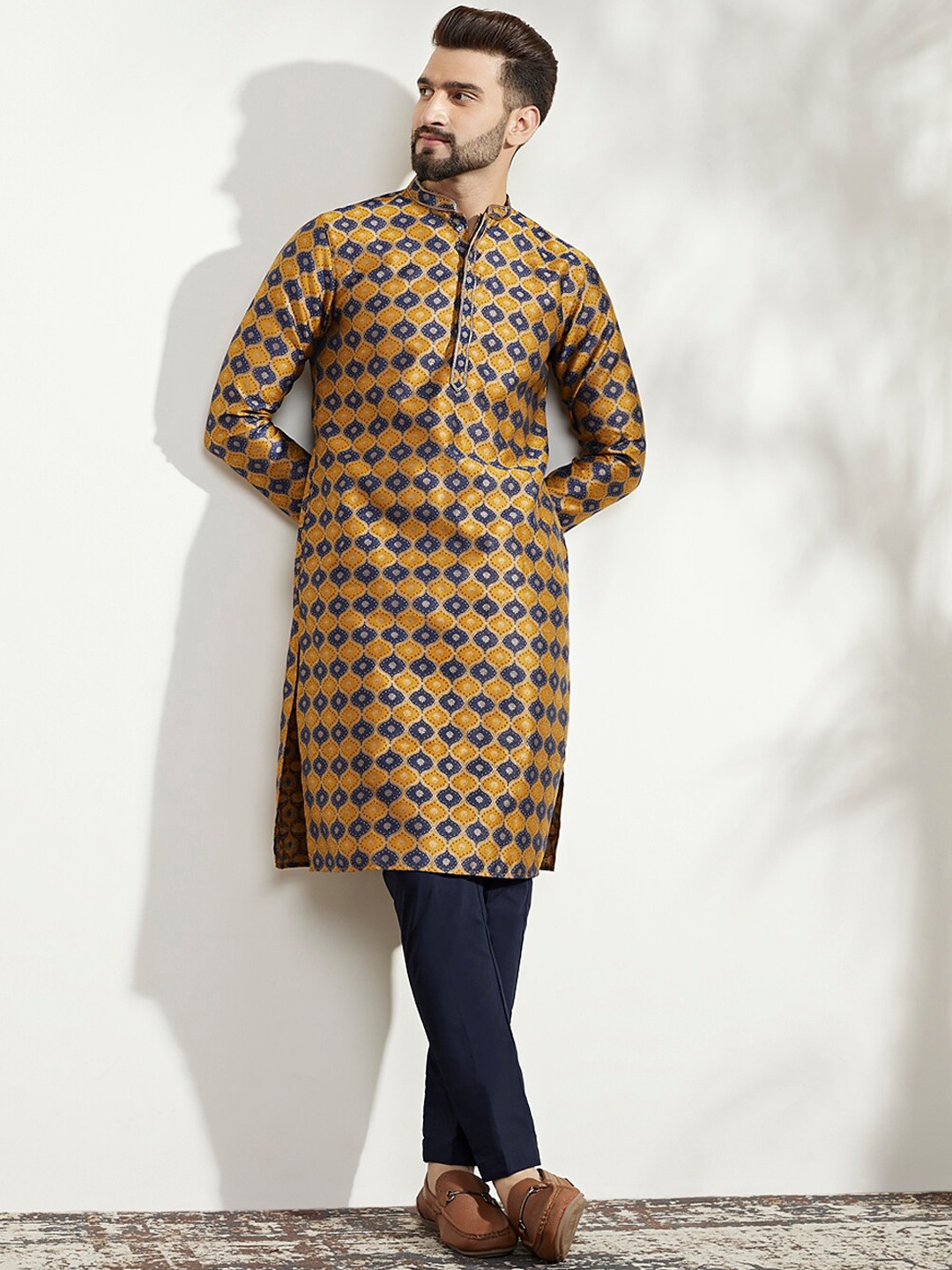 

KISAH Ethnic Motifs Printed Mandarin Collar Regular Kurta, Mustard