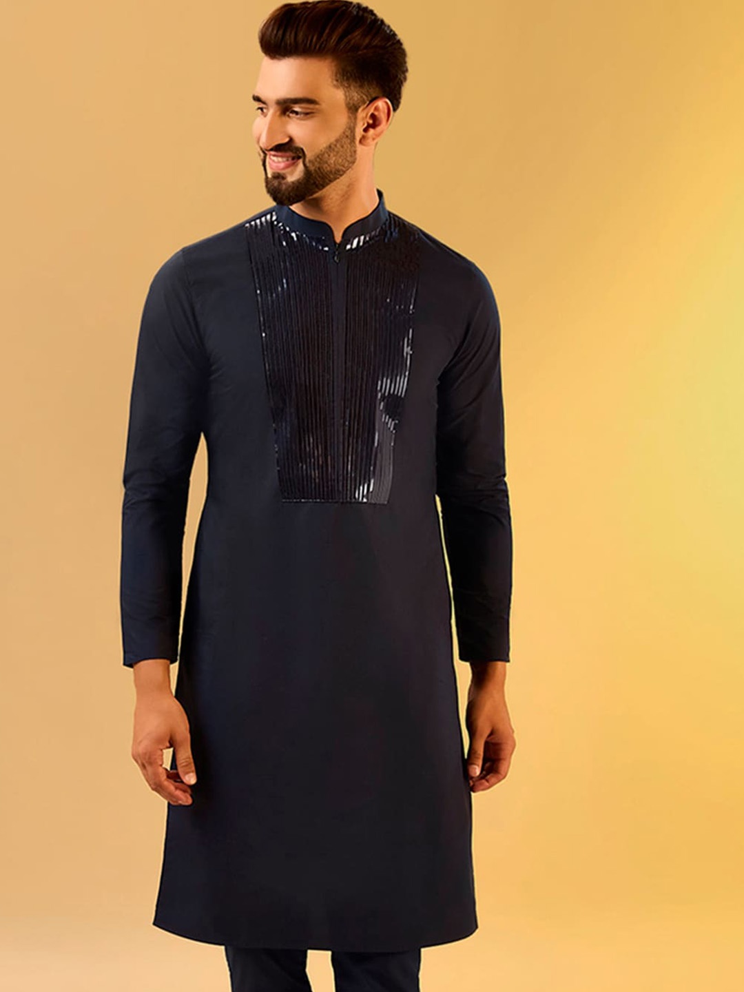 

KISAH Men Tape Work Embellished Regular Fit Abstract Print Kurta, Navy blue