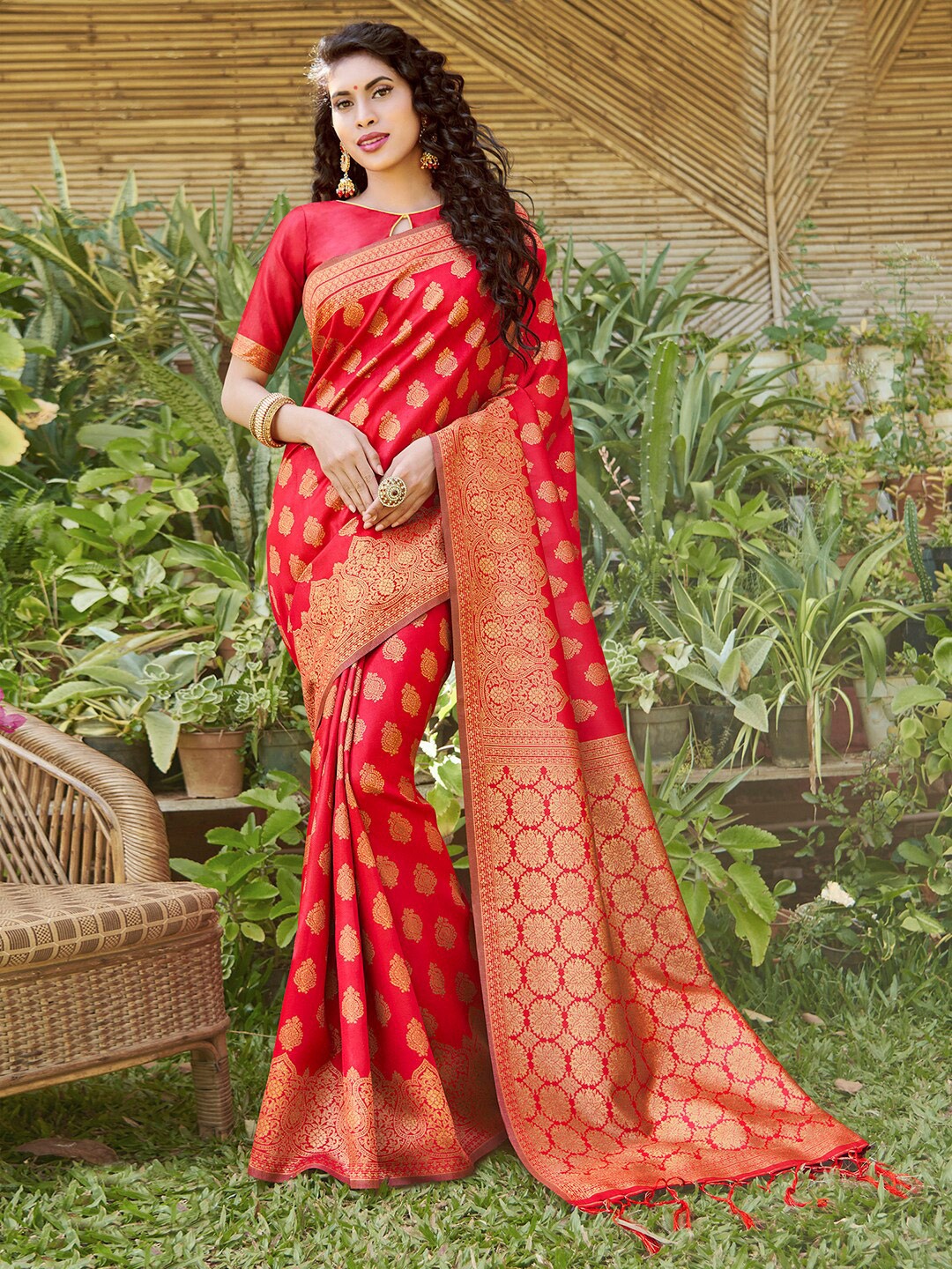 

Anouk Woven Design Zari Banarasi Saree, Red