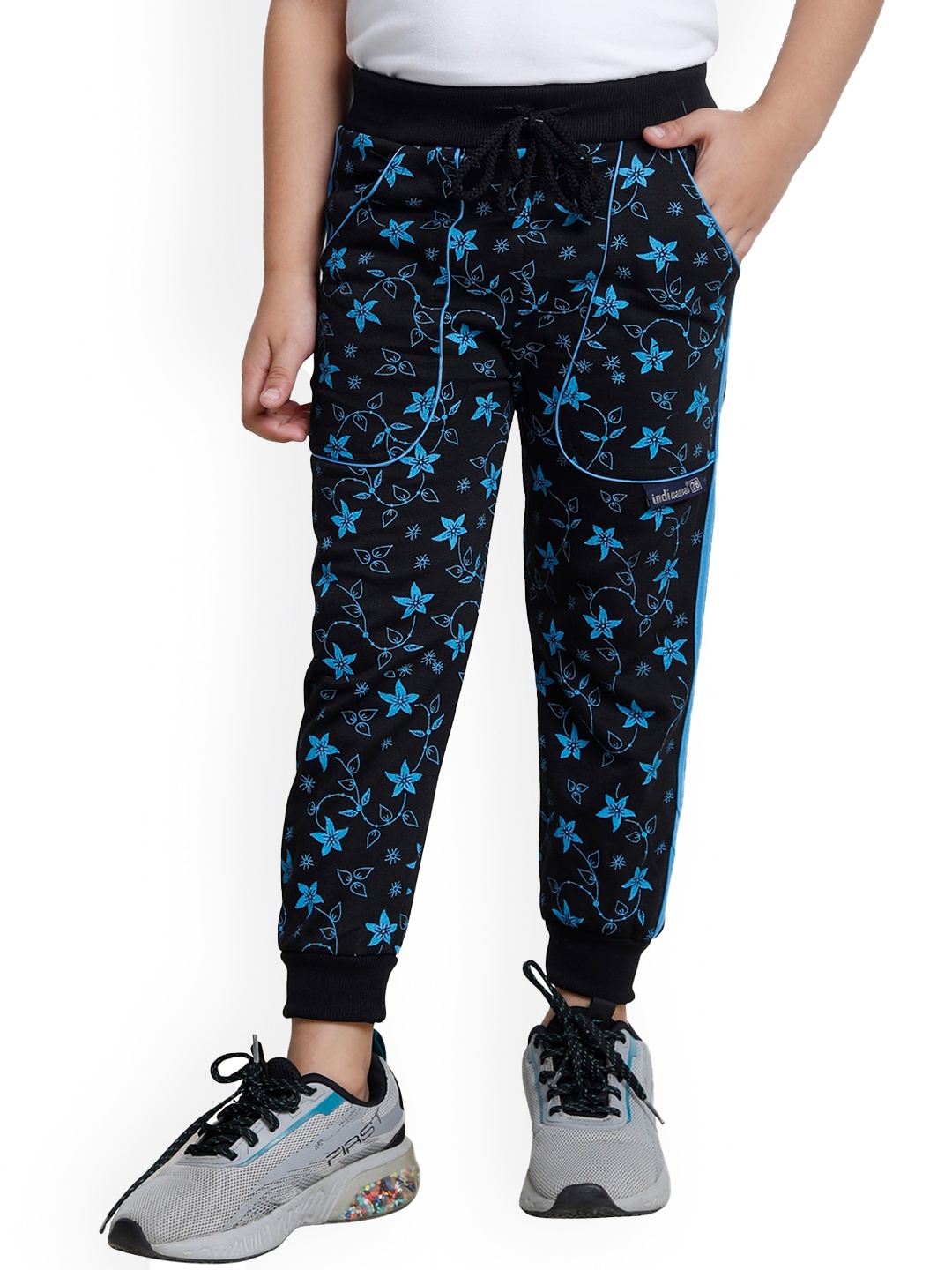 

IndiWeaves Boys Floral Printed Fleece Joggers, Black