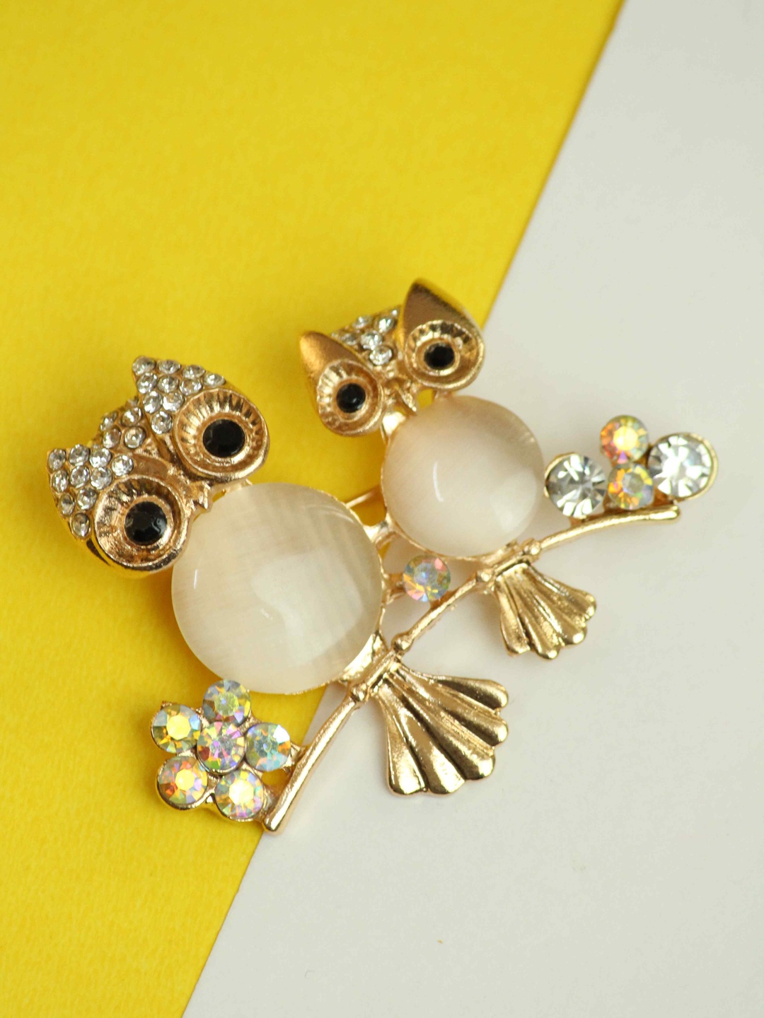 

Tossido Men Owl Charm Stone Studded Brooch, Gold