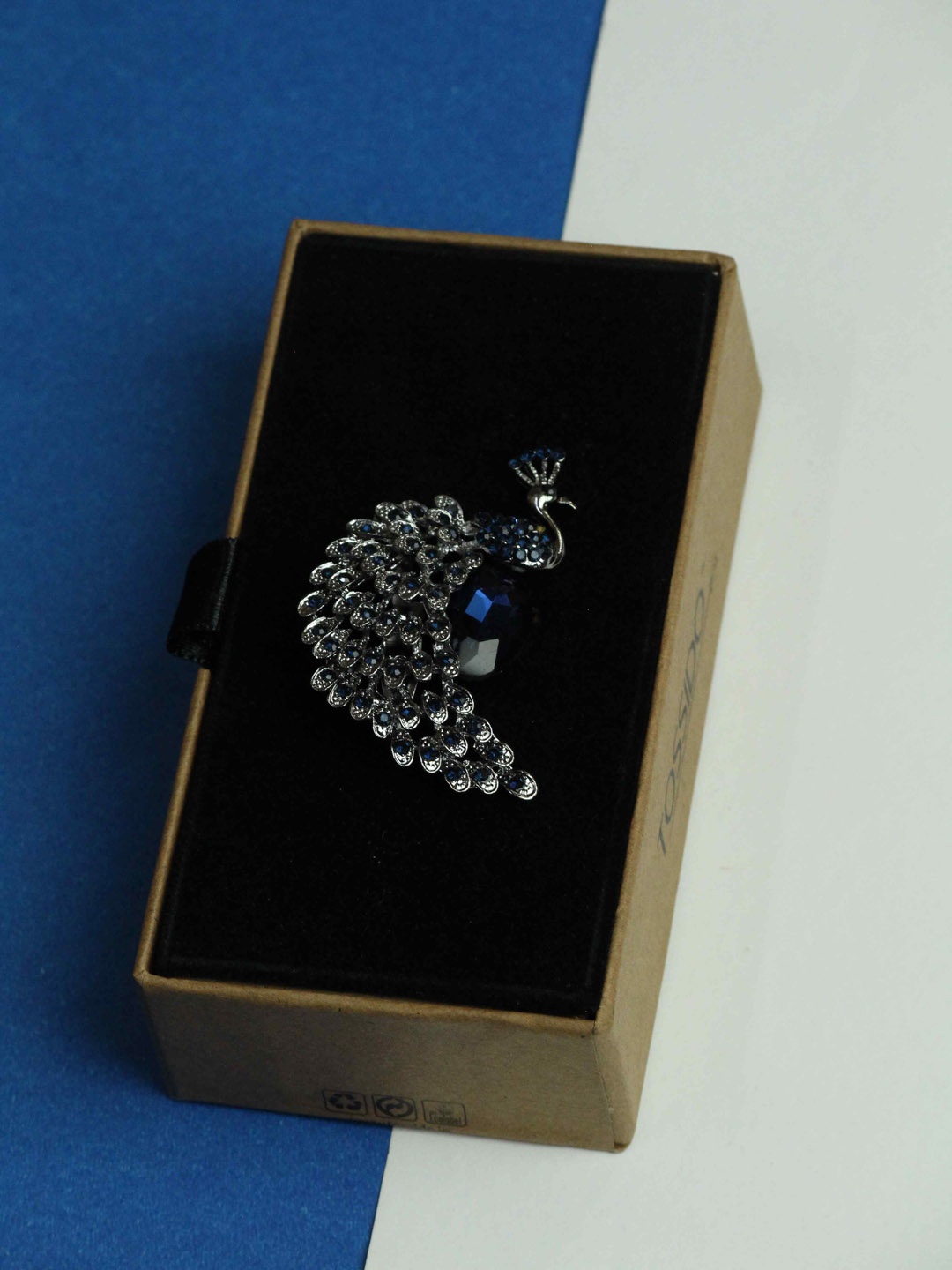 

Tossido Peacock Brooch, Silver