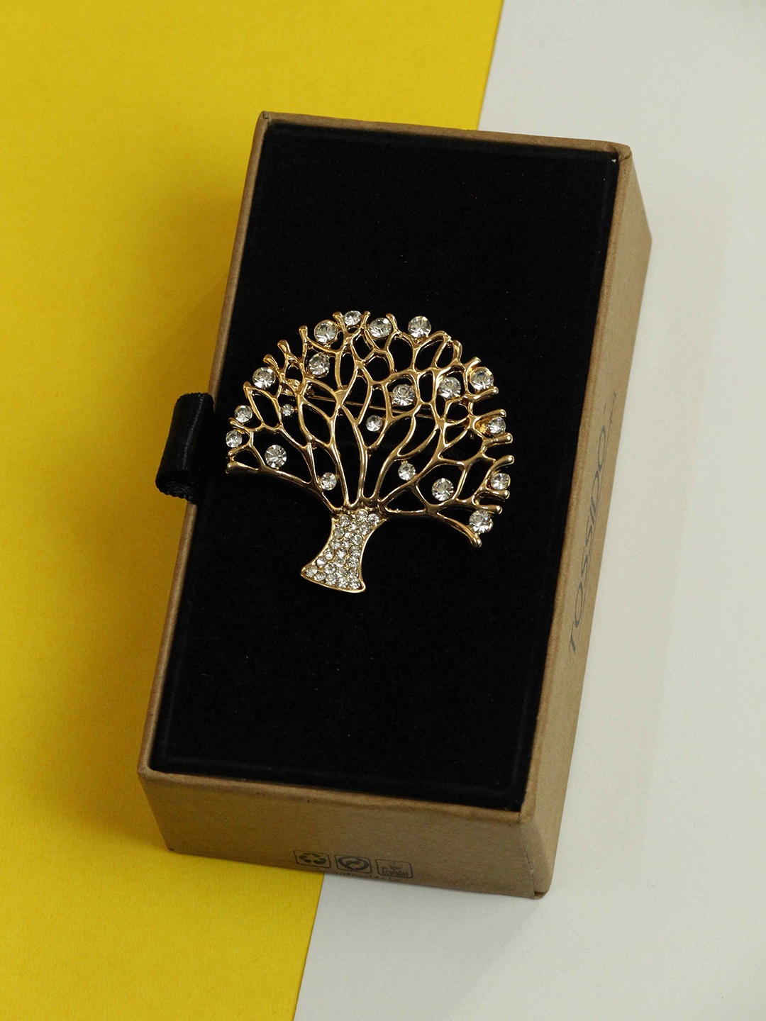 

Tossido Men Diamond Tree Brooch, Gold