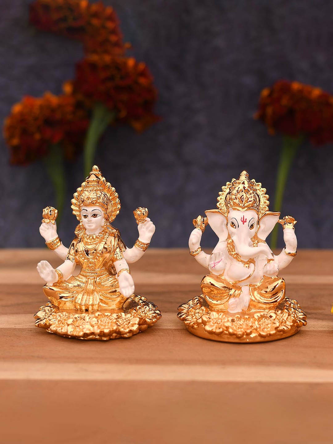 

CraftVatika Golden & Beige 2 Pieces Lakshmi Ganesha Idol Showpieces, Gold