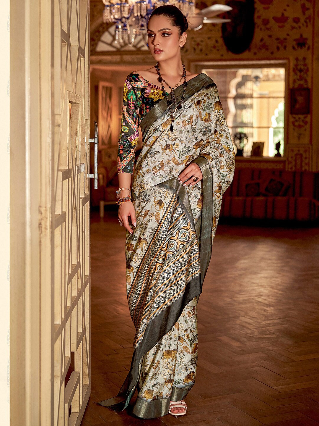 

Saree mall Ethnic Motifs Printed Zari Saree, Off white