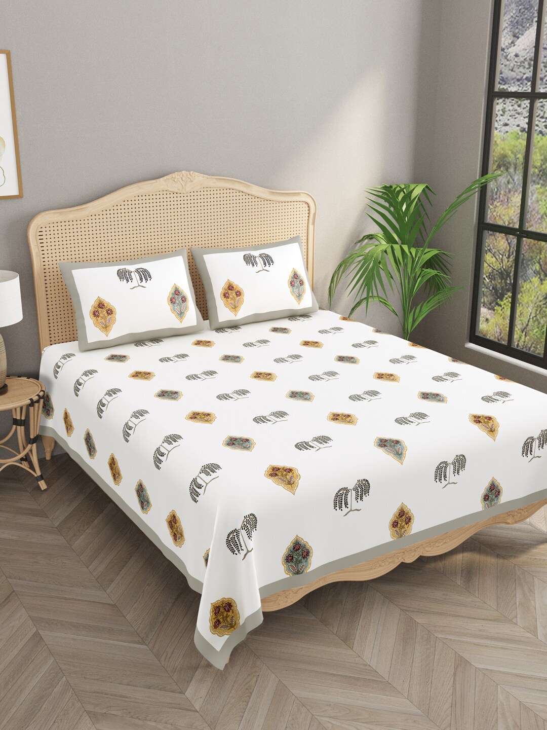 

Gulaab Jaipur Grey Ethnic Motifs Egyptian Cotton 1000 TC King Bedsheet & 2 Pillow Covers