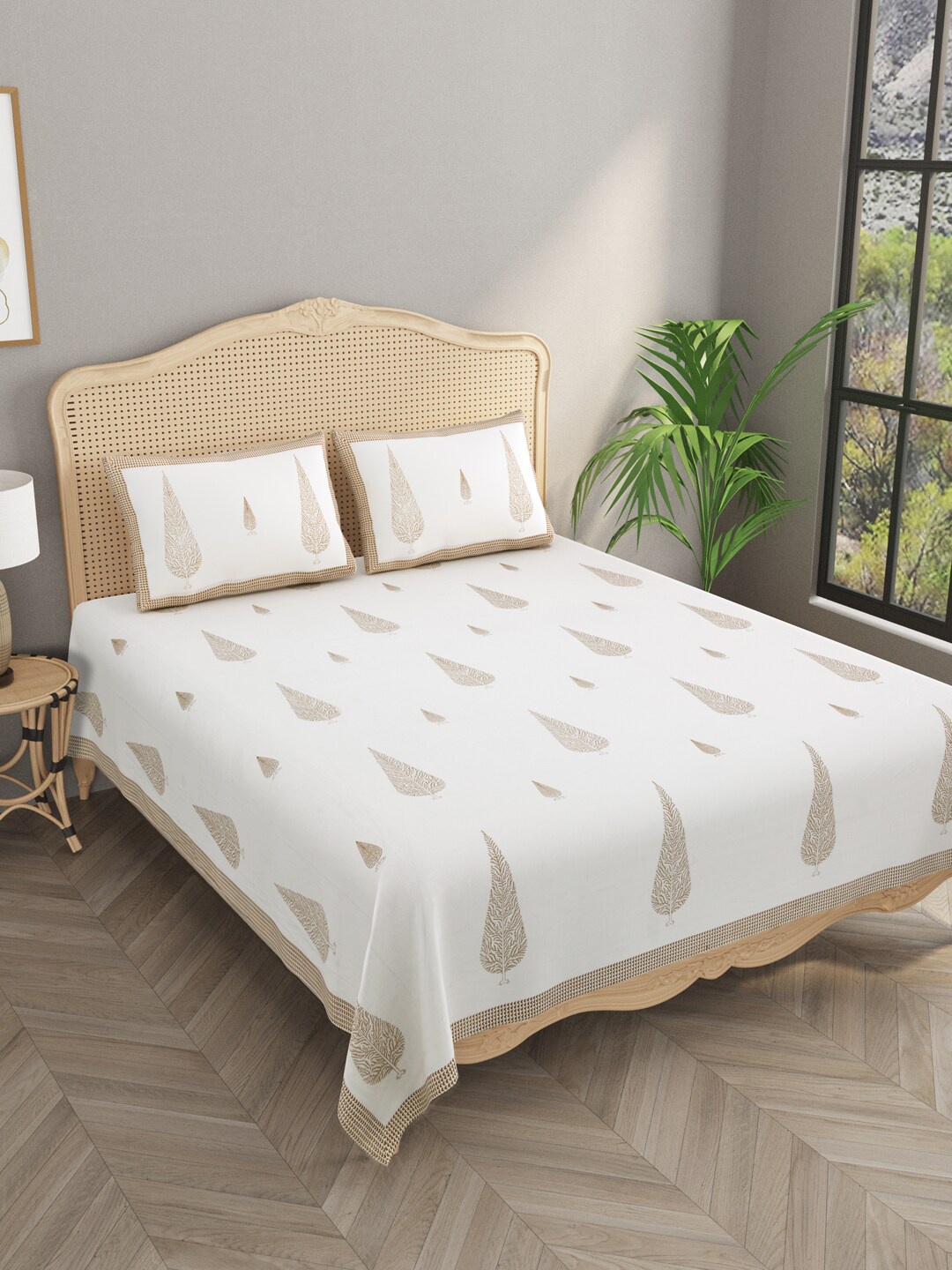 

Gulaab Jaipur White & Brown 1000 TC Egyptian Cotton Super King Bedsheet & 2 Pillow Covers