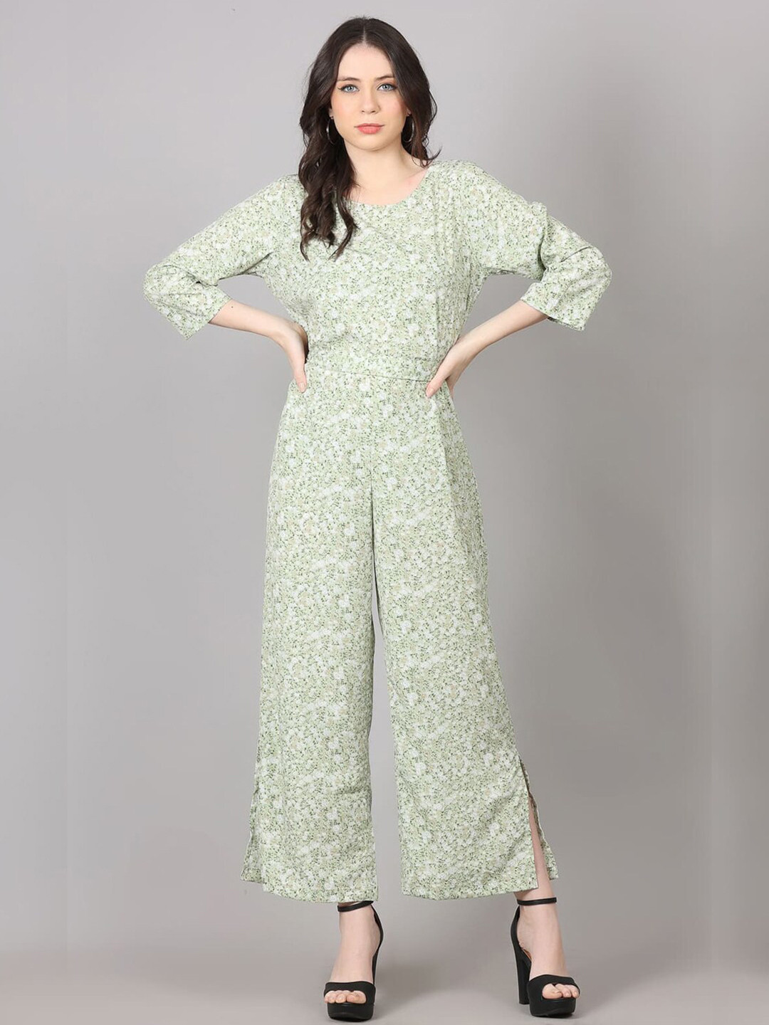 

pinfit Floral Printed Basic Jumpsuit, Green