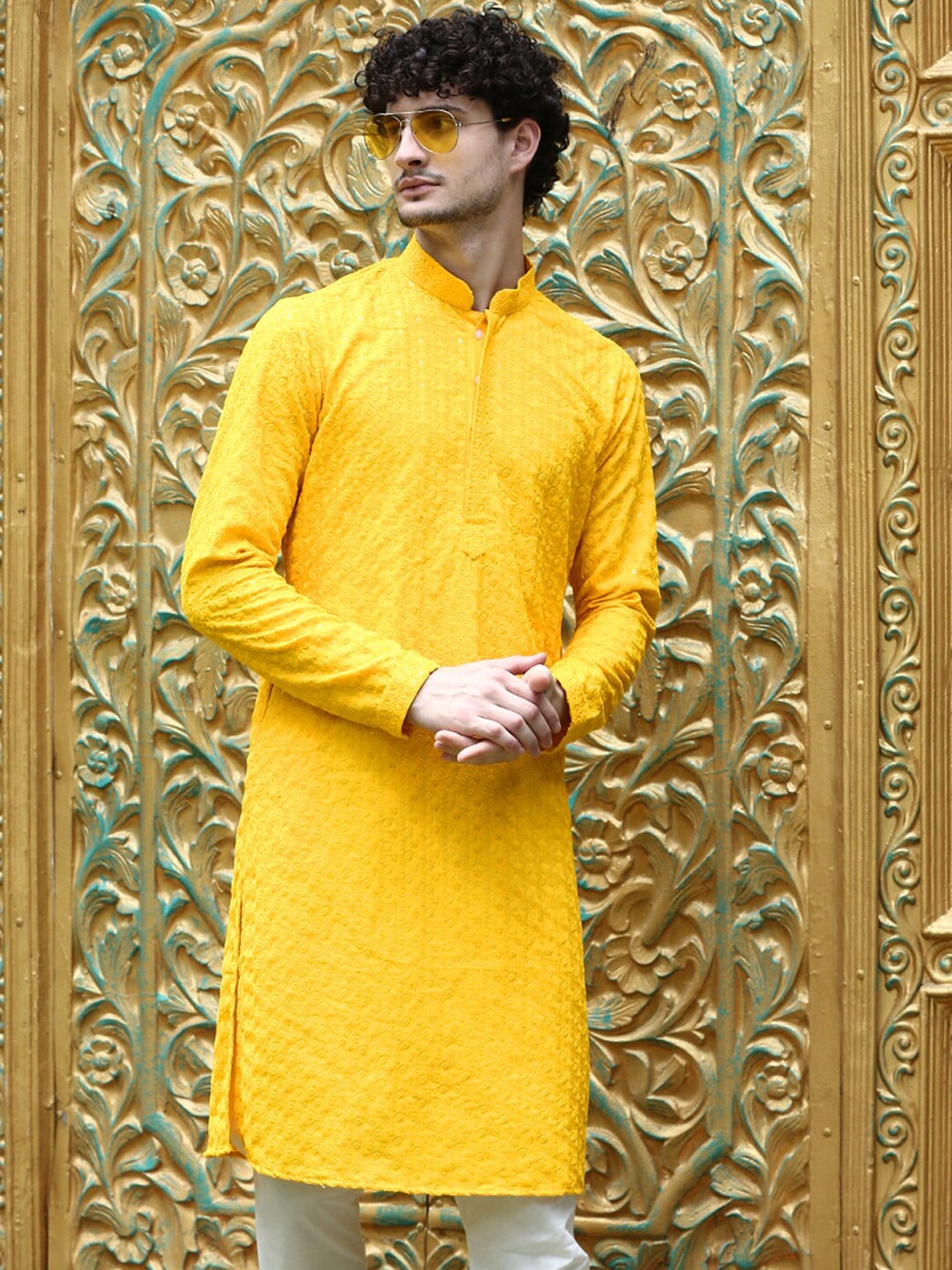 

DEYANN Ethnic Motifs Embroidered Sequinned Straight Kurta, Yellow
